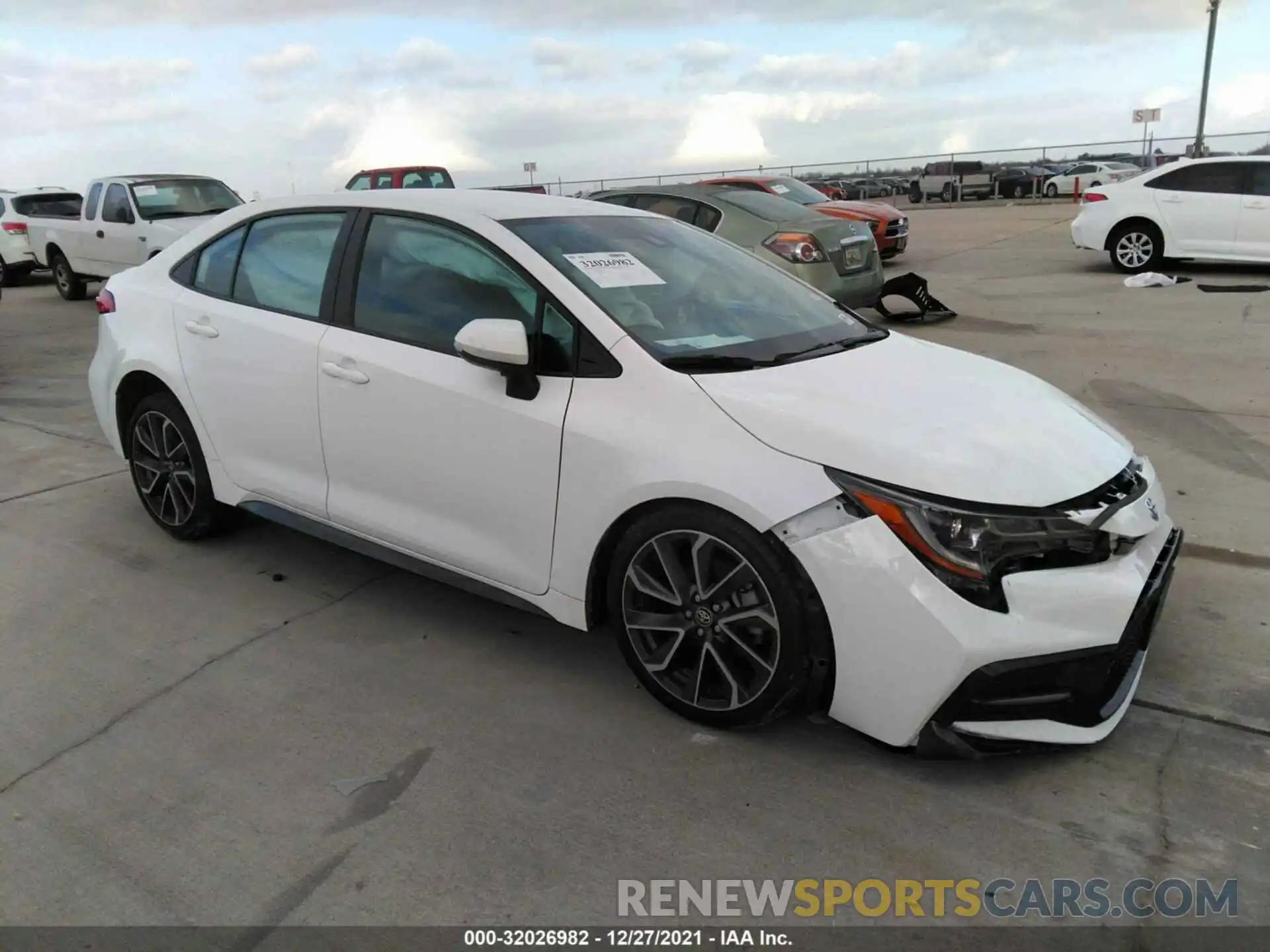 1 Photograph of a damaged car 5YFS4RCEXLP043943 TOYOTA COROLLA 2020