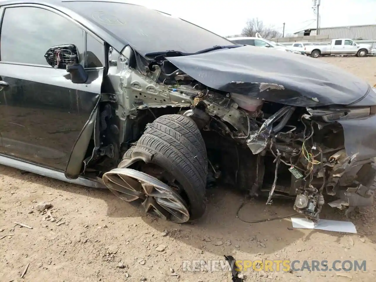 9 Photograph of a damaged car 5YFS4RCEXLP045997 TOYOTA COROLLA 2020