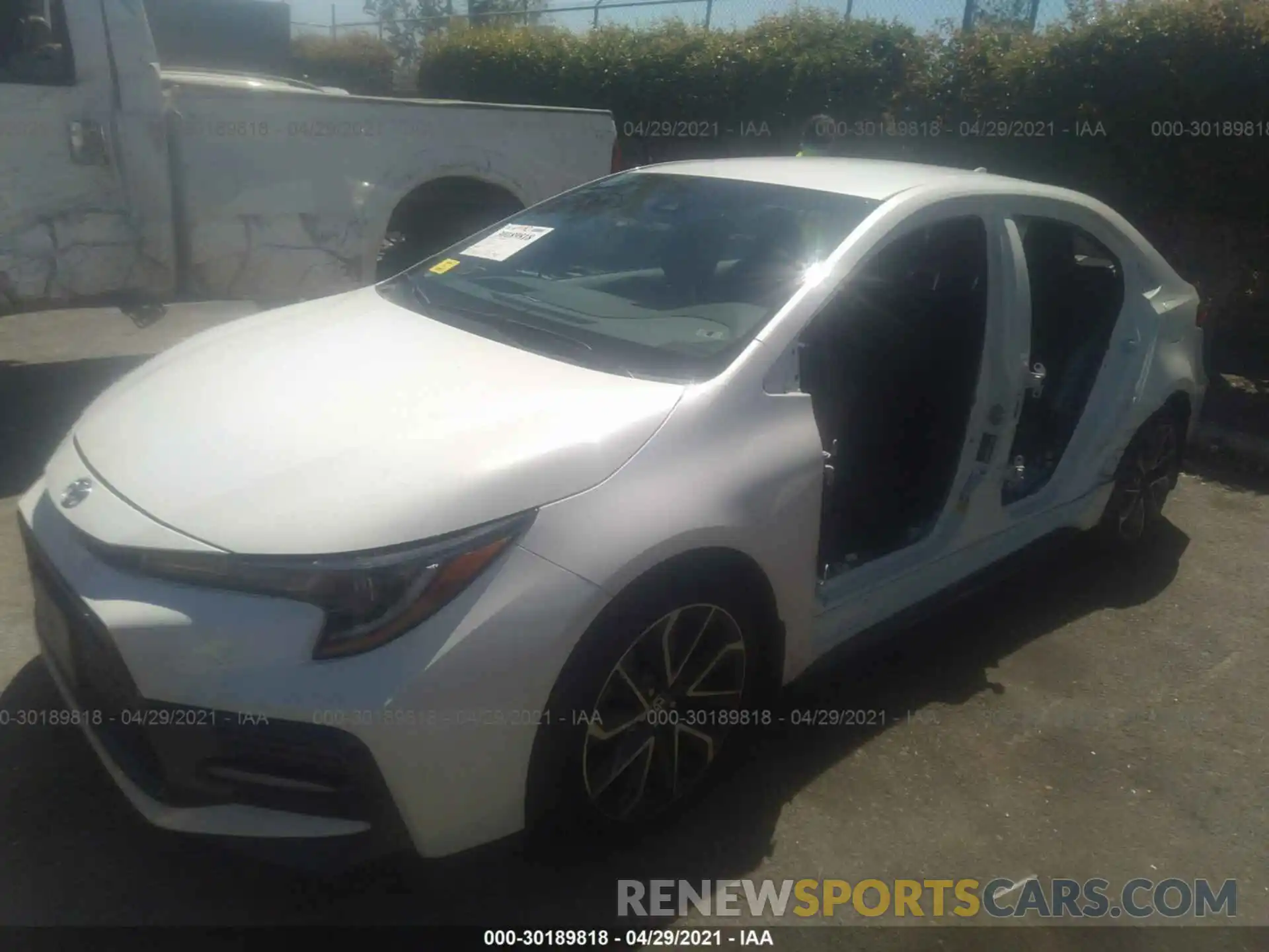 2 Photograph of a damaged car 5YFS4RCEXLP046941 TOYOTA COROLLA 2020