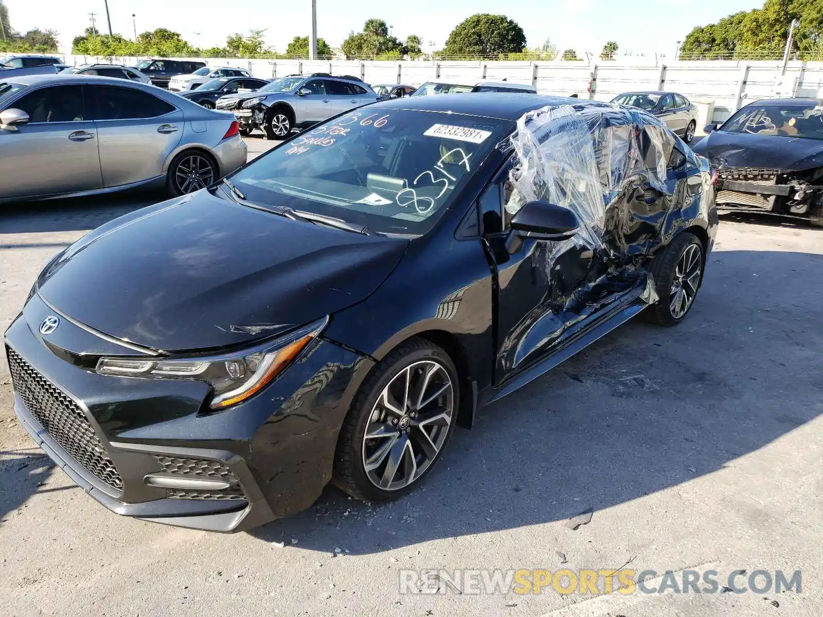 2 Photograph of a damaged car 5YFS4RCEXLP048317 TOYOTA COROLLA 2020