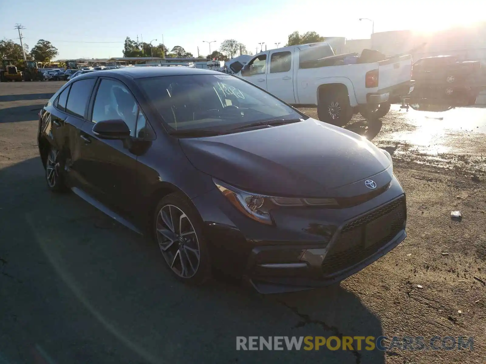 1 Photograph of a damaged car 5YFS4RCEXLP048351 TOYOTA COROLLA 2020