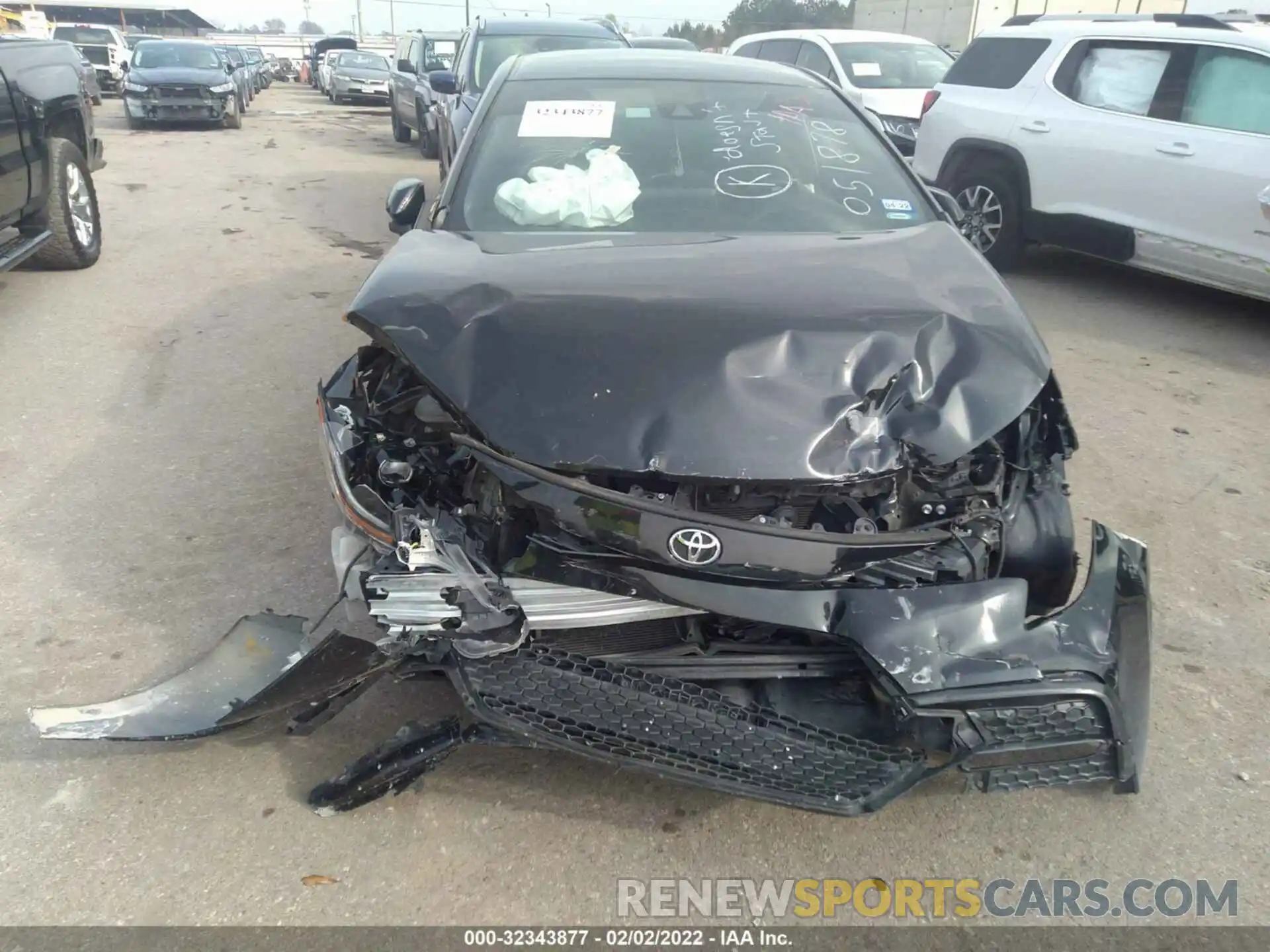 6 Photograph of a damaged car 5YFS4RCEXLP051878 TOYOTA COROLLA 2020