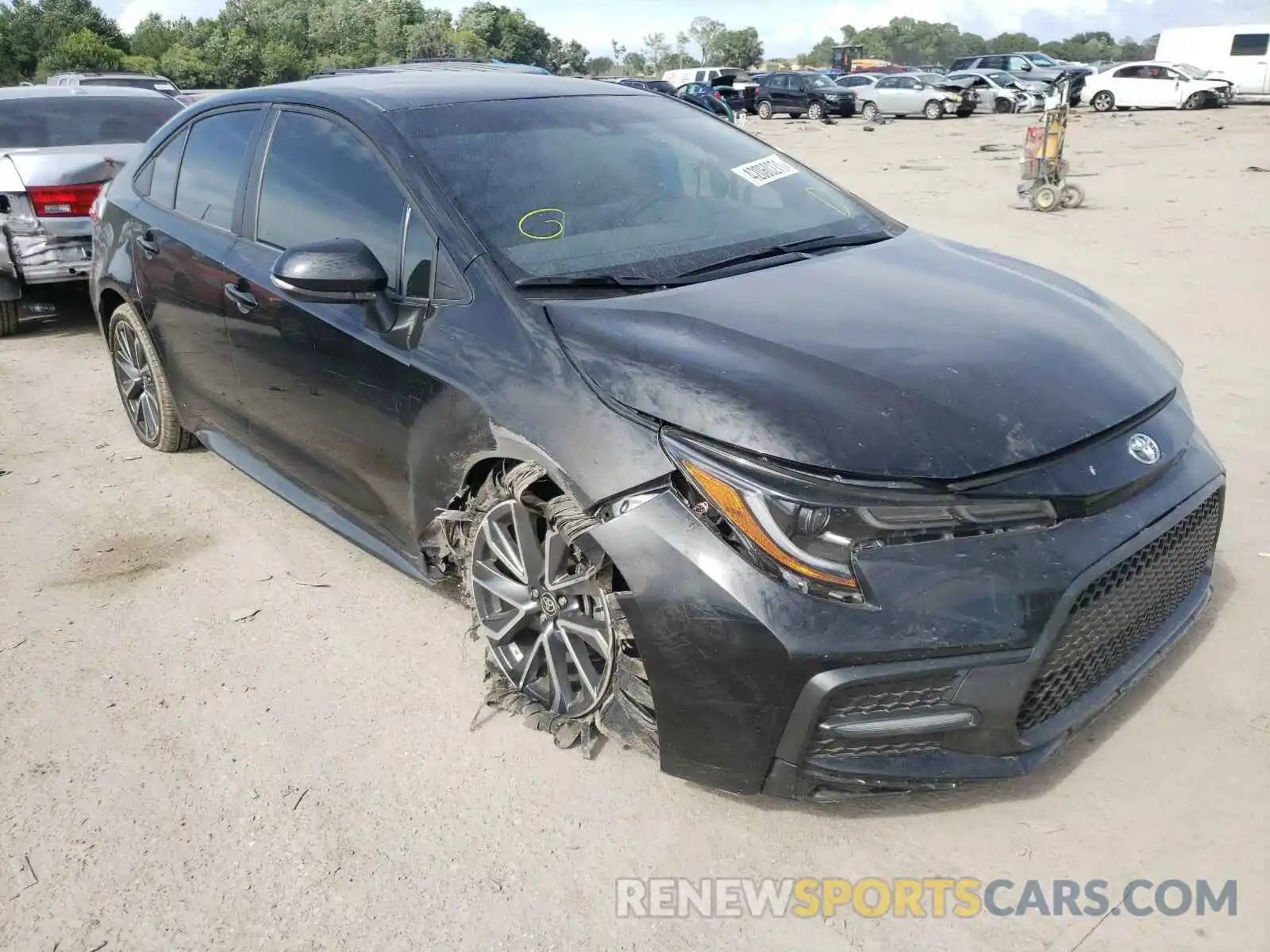 1 Photograph of a damaged car 5YFS4RCEXLP056465 TOYOTA COROLLA 2020