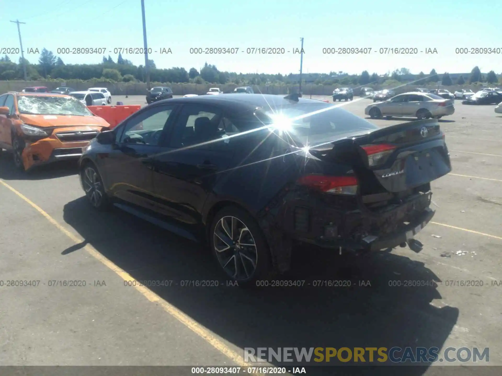 3 Photograph of a damaged car 5YFT4RCE0LP009126 TOYOTA COROLLA 2020