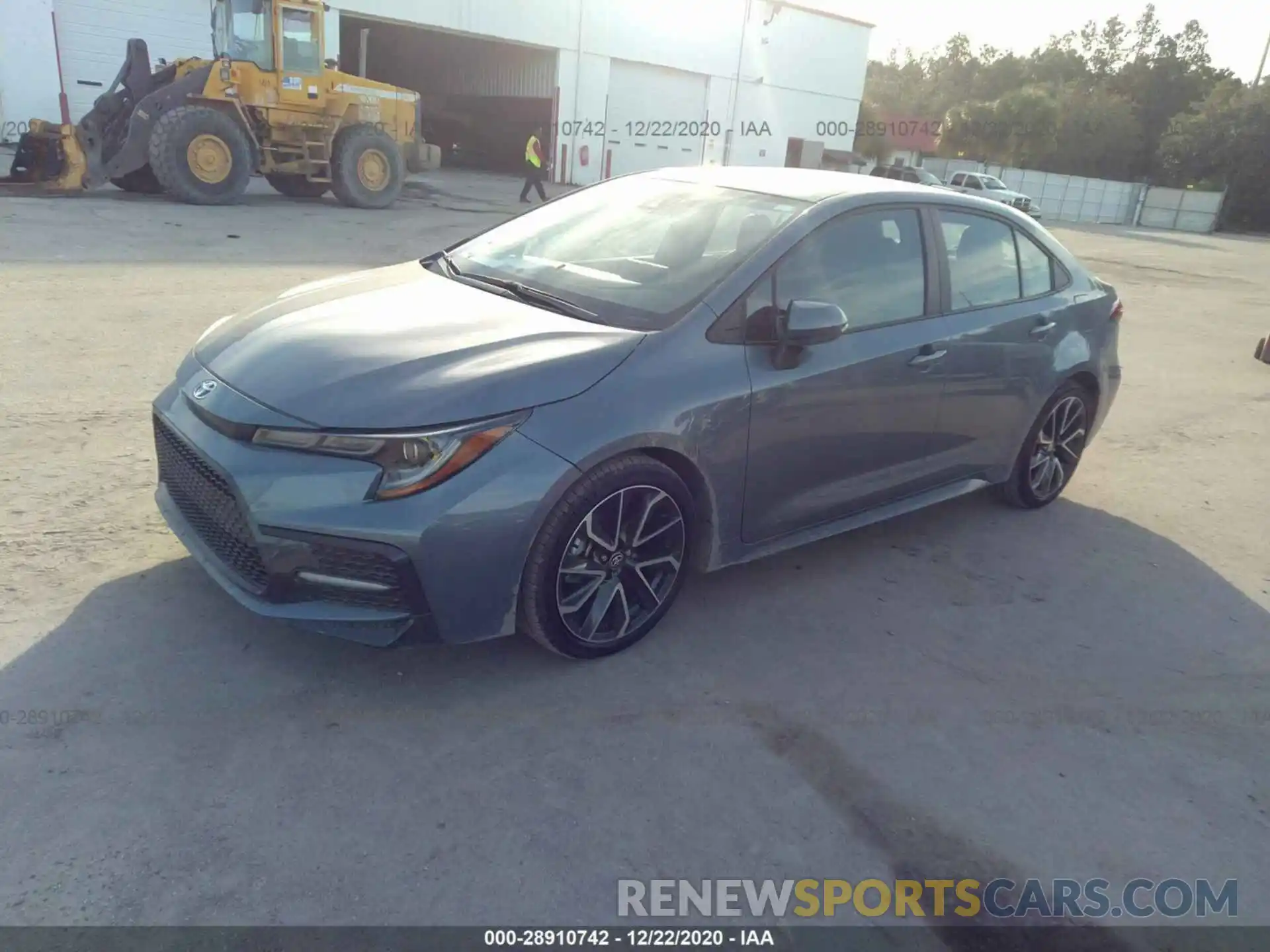 2 Photograph of a damaged car 5YFT4RCE0LP026038 TOYOTA COROLLA 2020