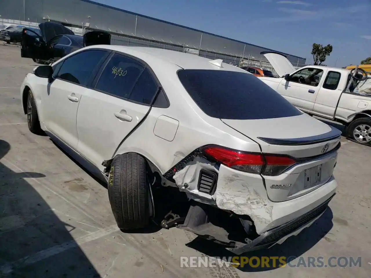 3 Photograph of a damaged car 5YFT4RCE0LP040201 TOYOTA COROLLA 2020