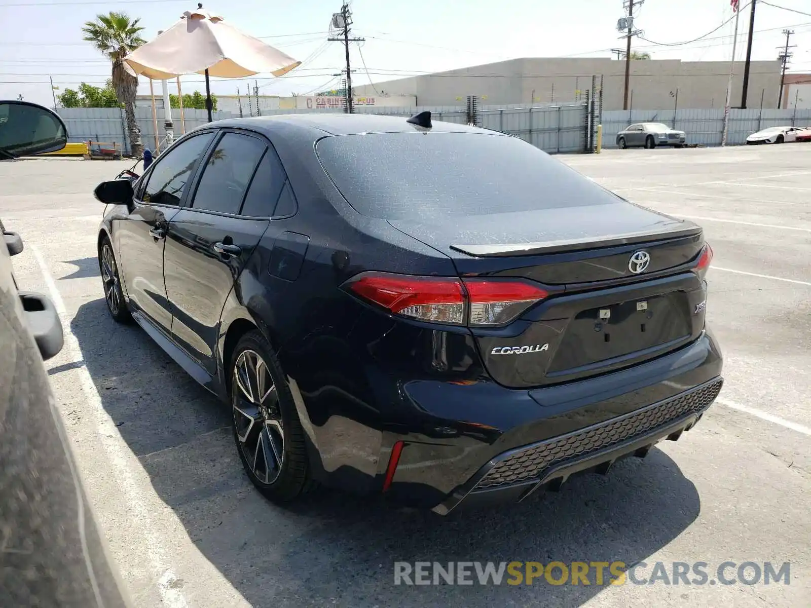 3 Photograph of a damaged car 5YFT4RCE0LP043860 TOYOTA COROLLA 2020