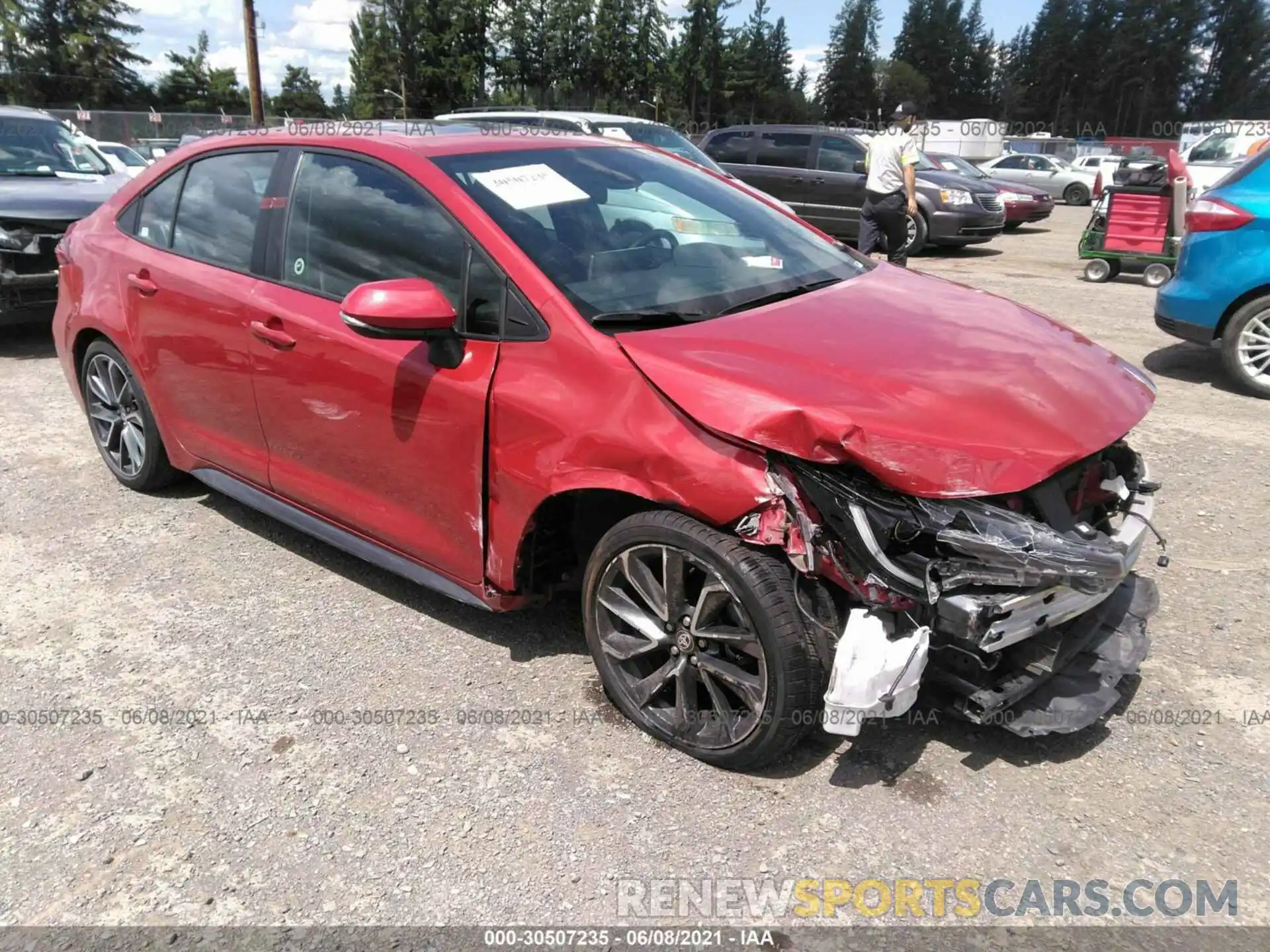 1 Photograph of a damaged car 5YFT4RCE0LP047228 TOYOTA COROLLA 2020