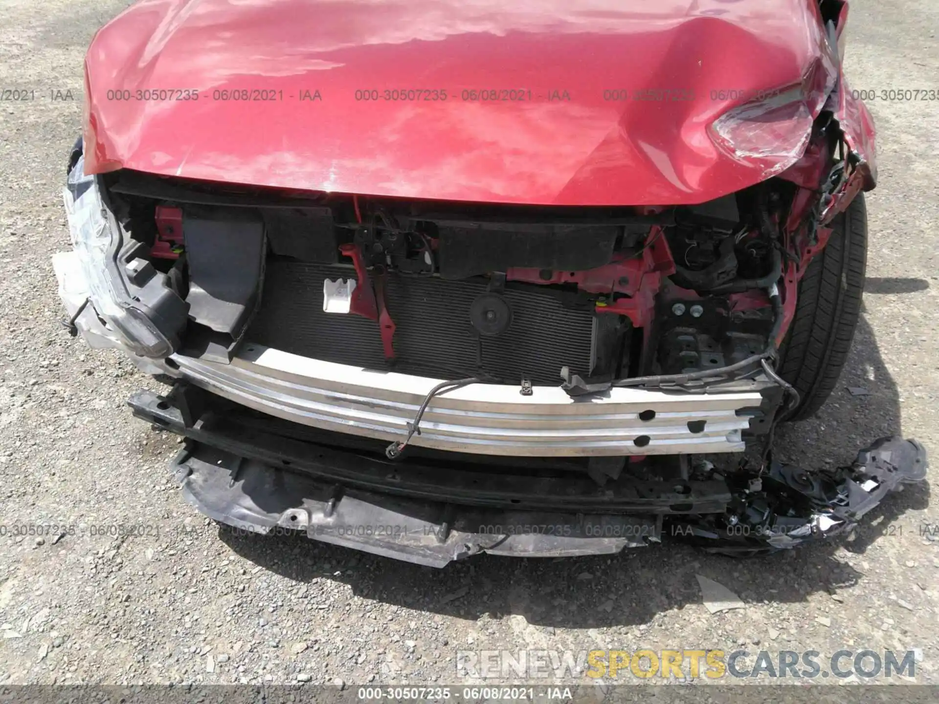 6 Photograph of a damaged car 5YFT4RCE0LP047228 TOYOTA COROLLA 2020