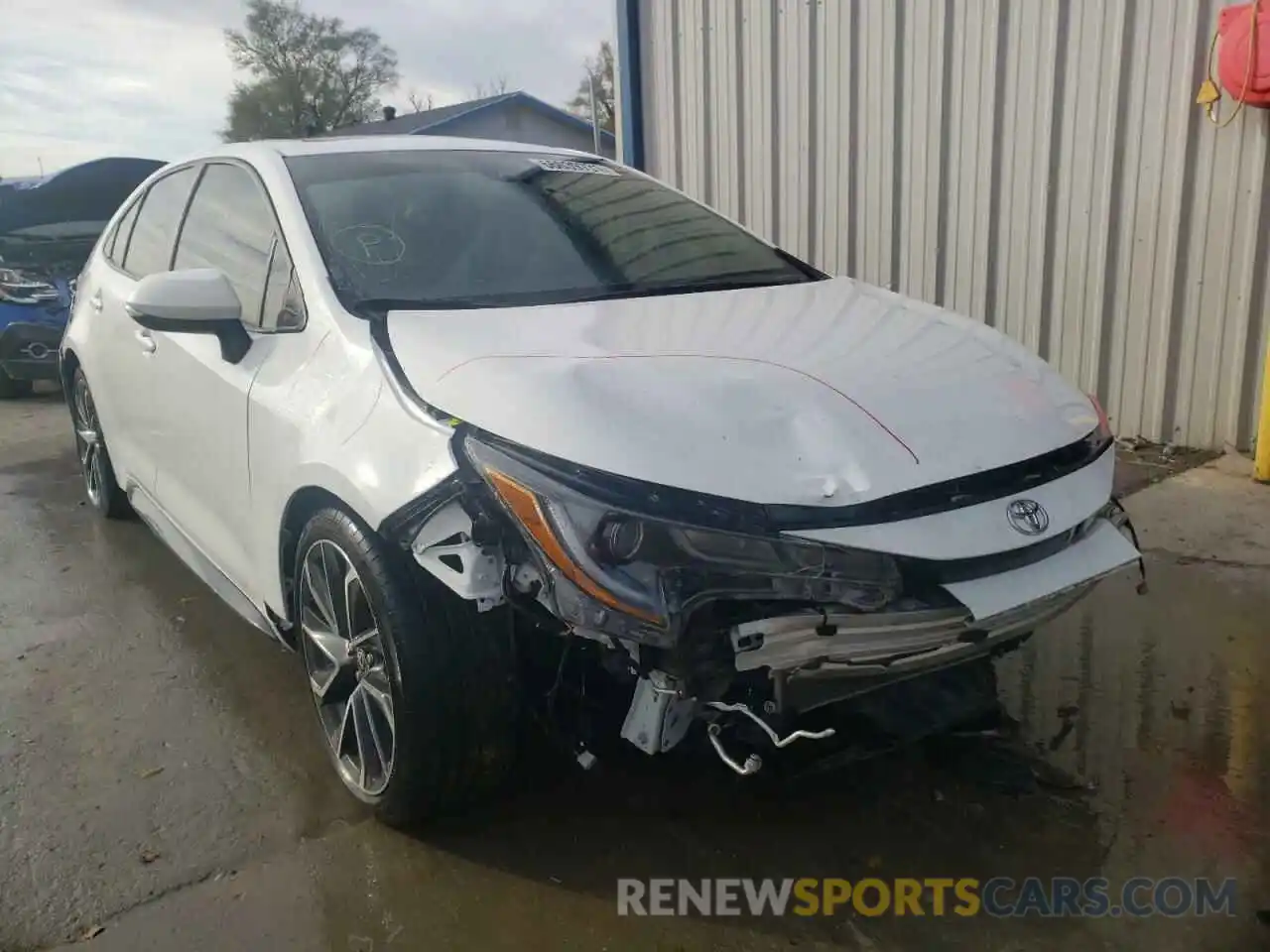 1 Photograph of a damaged car 5YFT4RCE1LP001097 TOYOTA COROLLA 2020