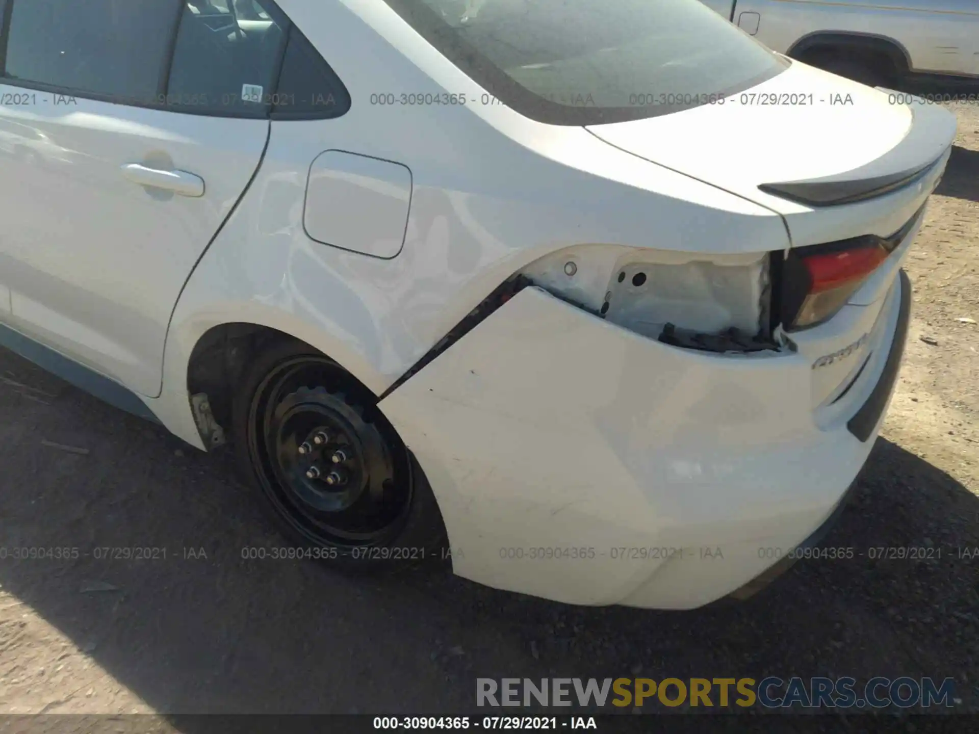 6 Photograph of a damaged car 5YFT4RCE1LP003027 TOYOTA COROLLA 2020