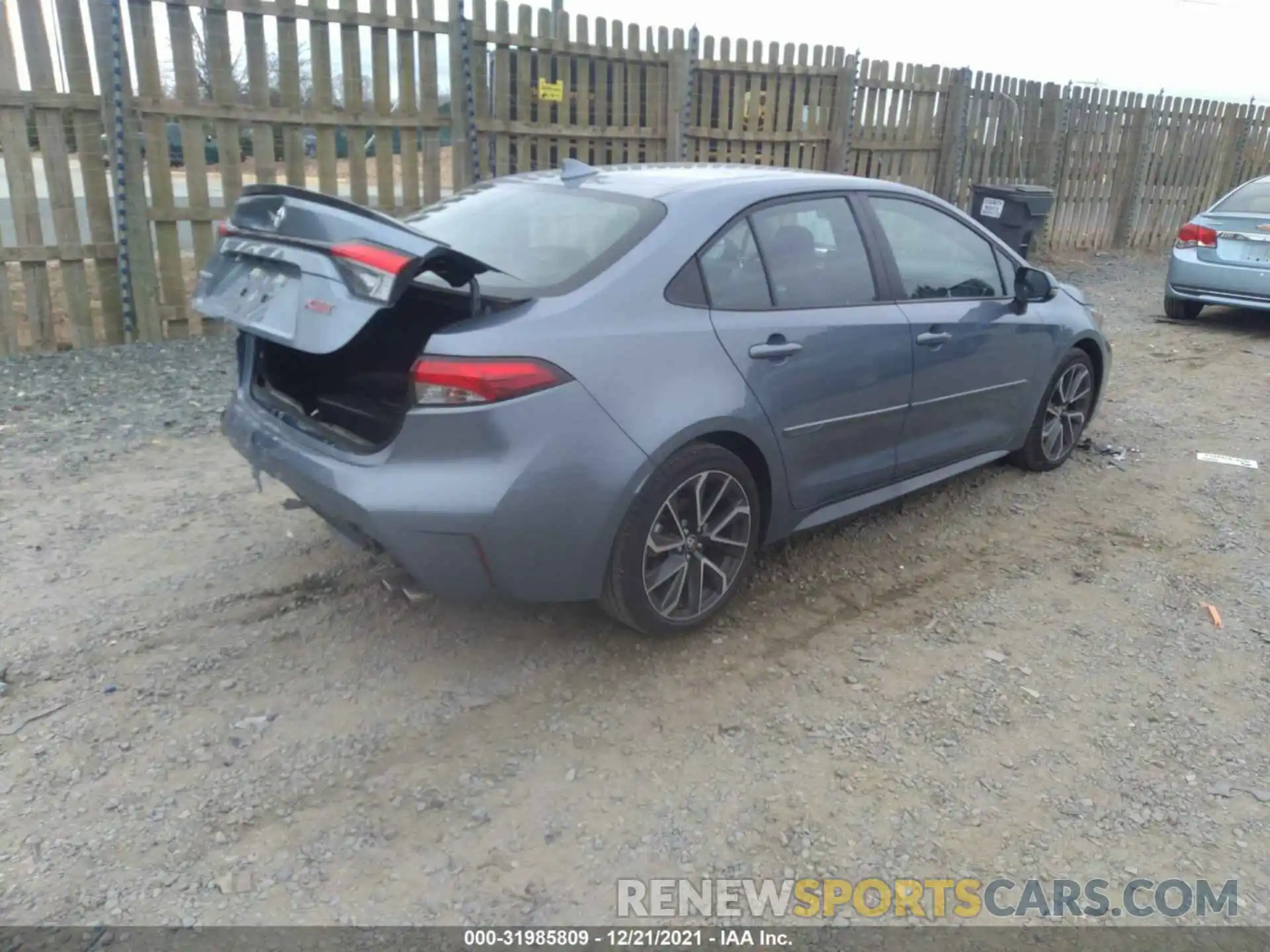 4 Photograph of a damaged car 5YFT4RCE1LP022323 TOYOTA COROLLA 2020