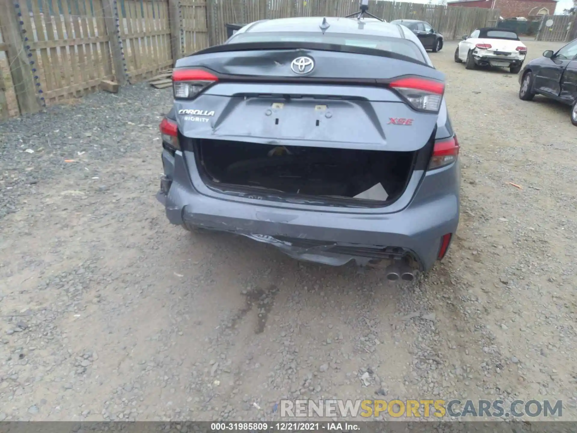 6 Photograph of a damaged car 5YFT4RCE1LP022323 TOYOTA COROLLA 2020