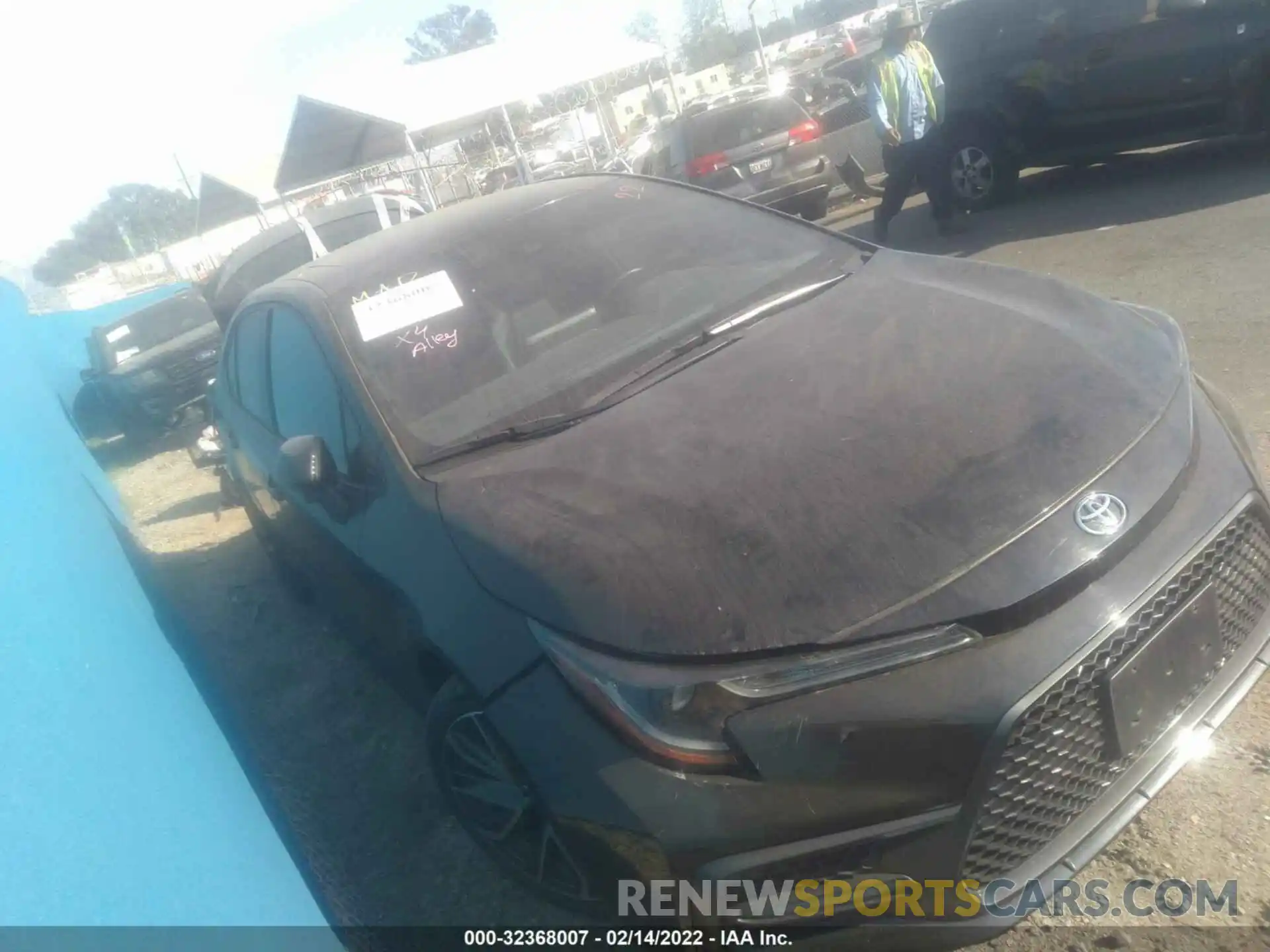 1 Photograph of a damaged car 5YFT4RCE2LP029295 TOYOTA COROLLA 2020