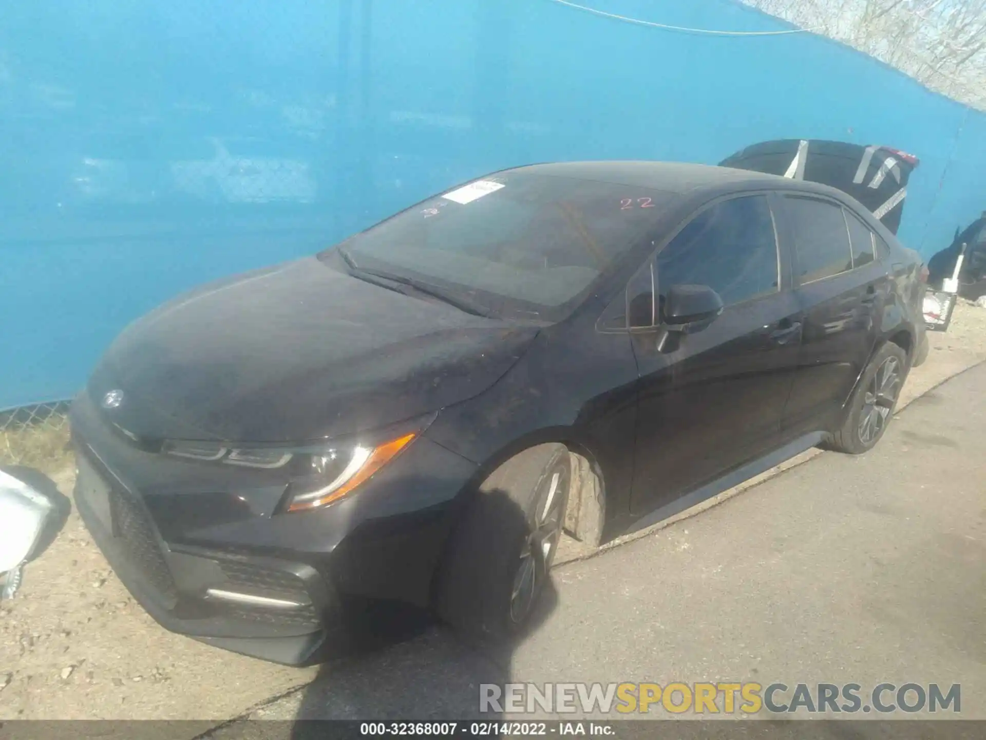 2 Photograph of a damaged car 5YFT4RCE2LP029295 TOYOTA COROLLA 2020