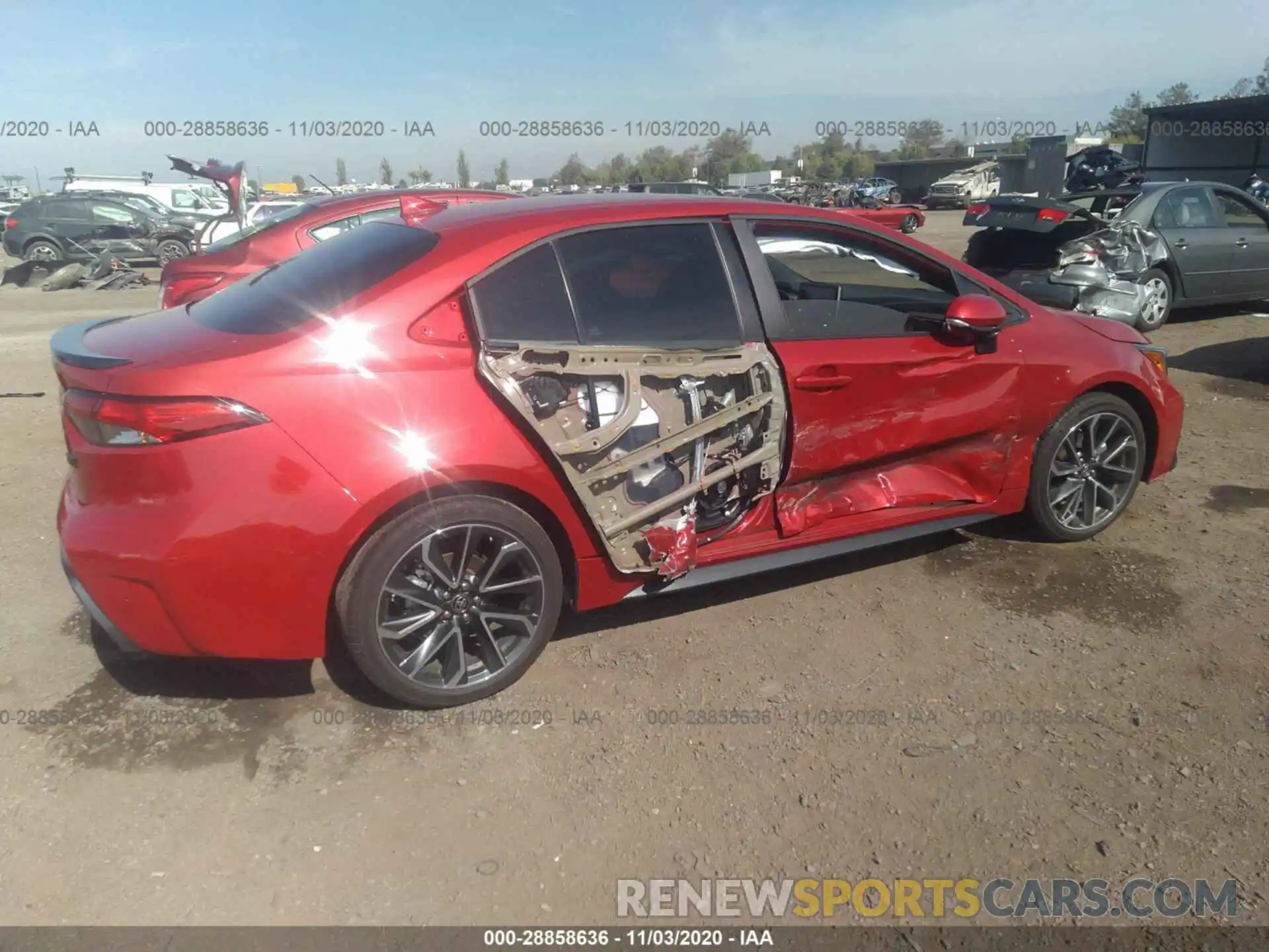 4 Photograph of a damaged car 5YFT4RCE2LP035226 TOYOTA COROLLA 2020