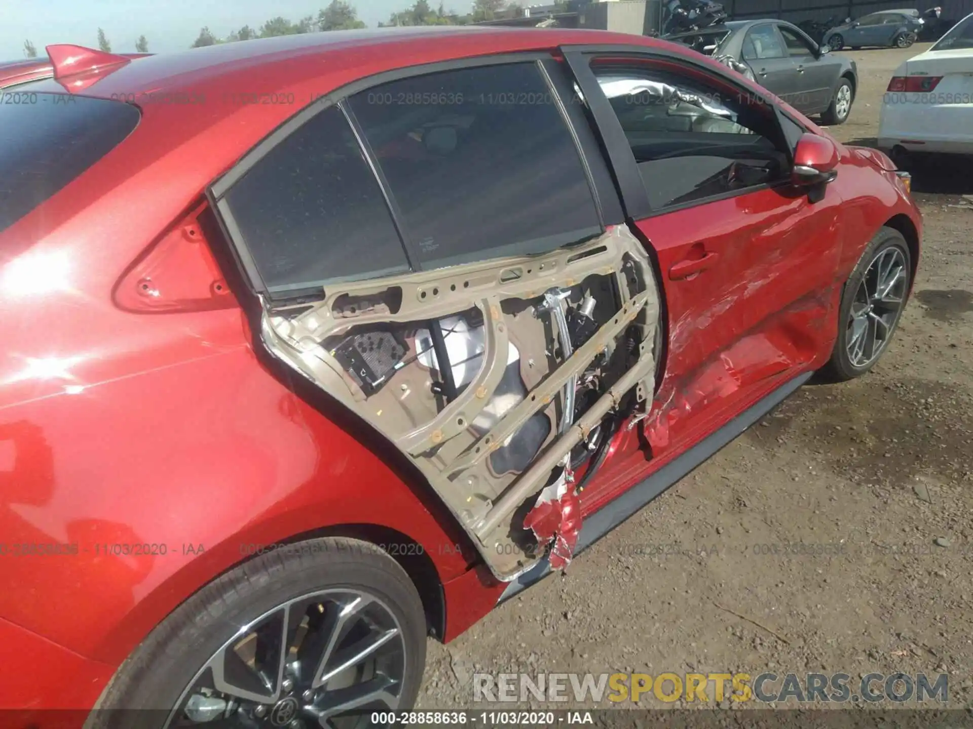 6 Photograph of a damaged car 5YFT4RCE2LP035226 TOYOTA COROLLA 2020