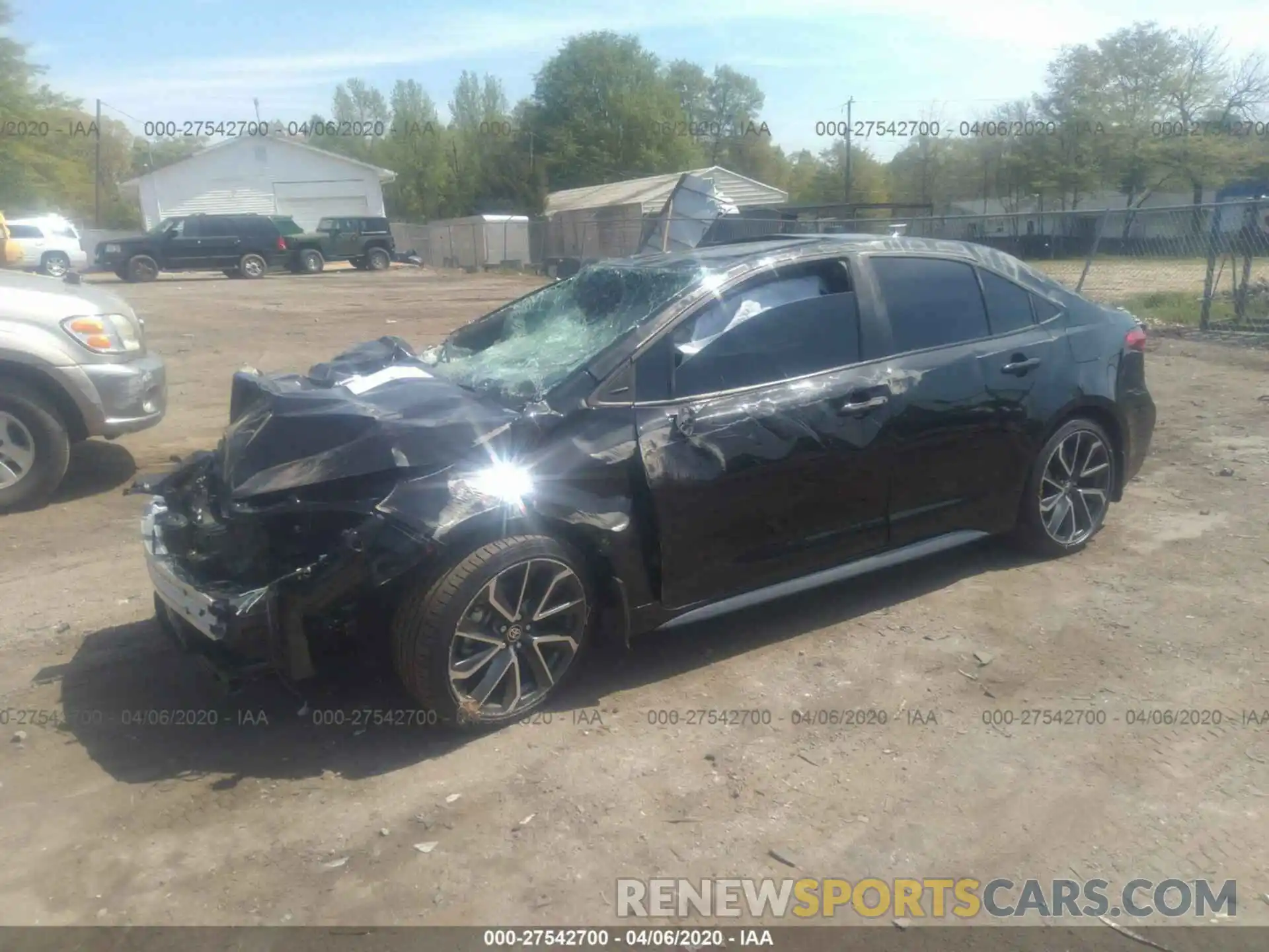 2 Photograph of a damaged car 5YFT4RCE3LP014806 TOYOTA COROLLA 2020