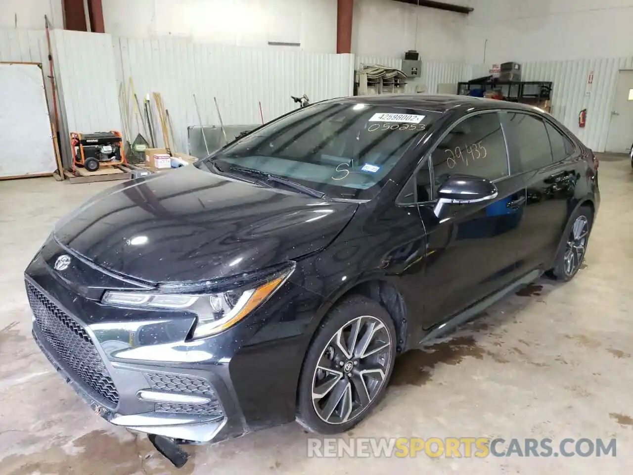 2 Photograph of a damaged car 5YFT4RCE3LP050253 TOYOTA COROLLA 2020