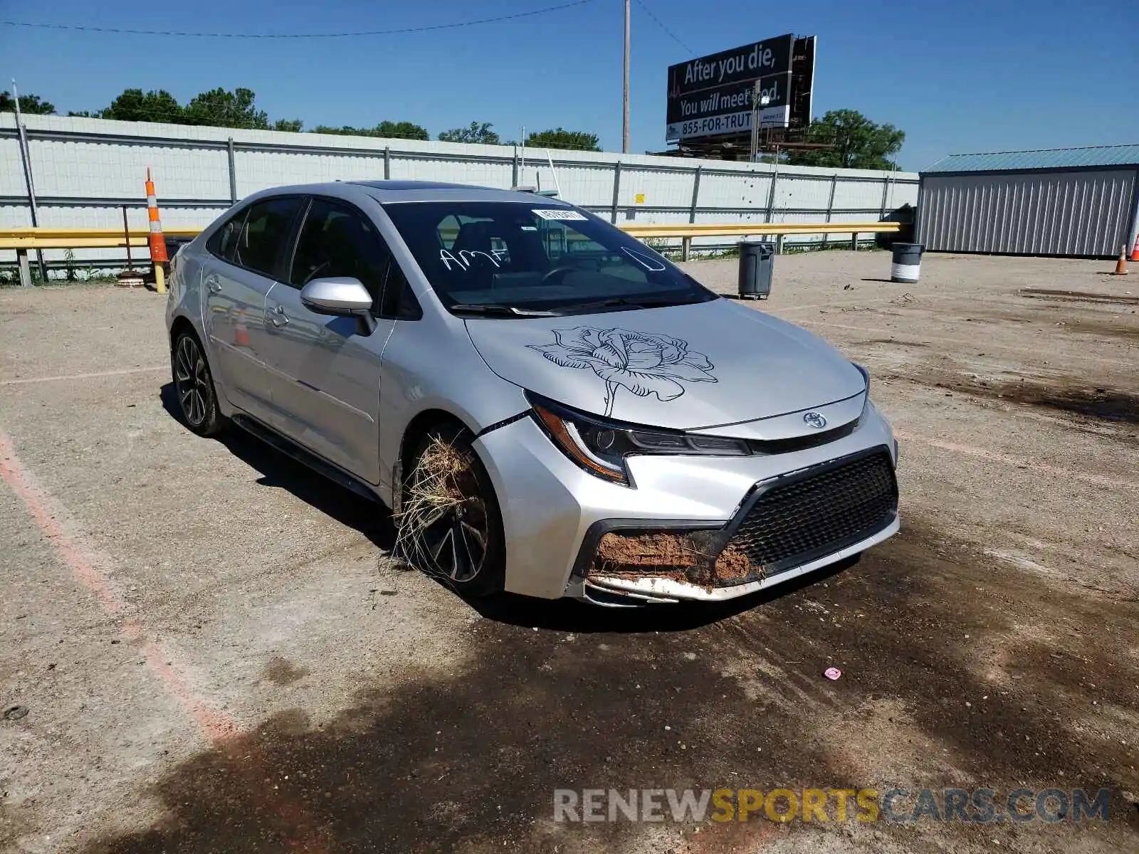 1 Photograph of a damaged car 5YFT4RCE4LP005211 TOYOTA COROLLA 2020