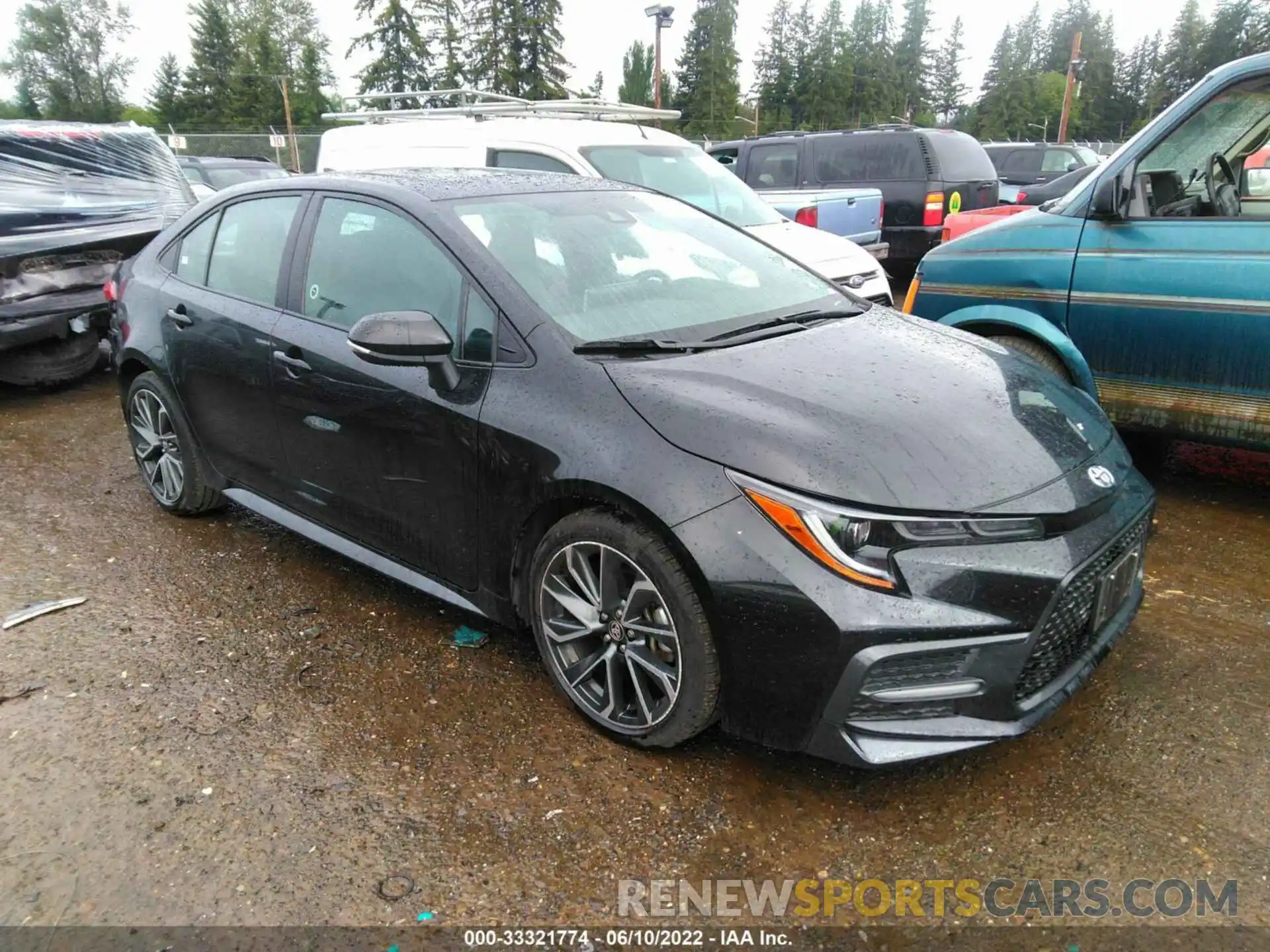 1 Photograph of a damaged car 5YFT4RCE4LP009338 TOYOTA COROLLA 2020