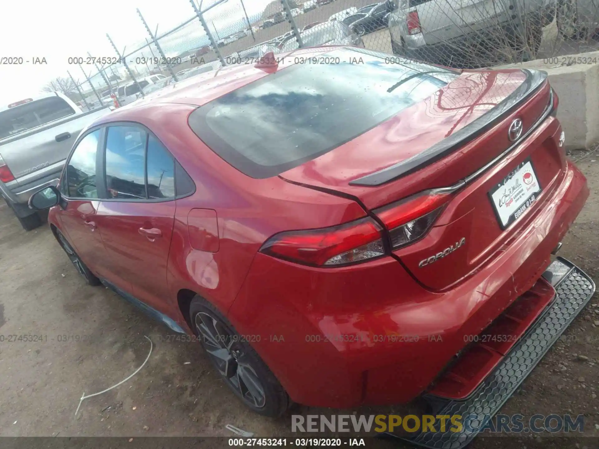 3 Photograph of a damaged car 5YFT4RCE4LP013292 TOYOTA COROLLA 2020