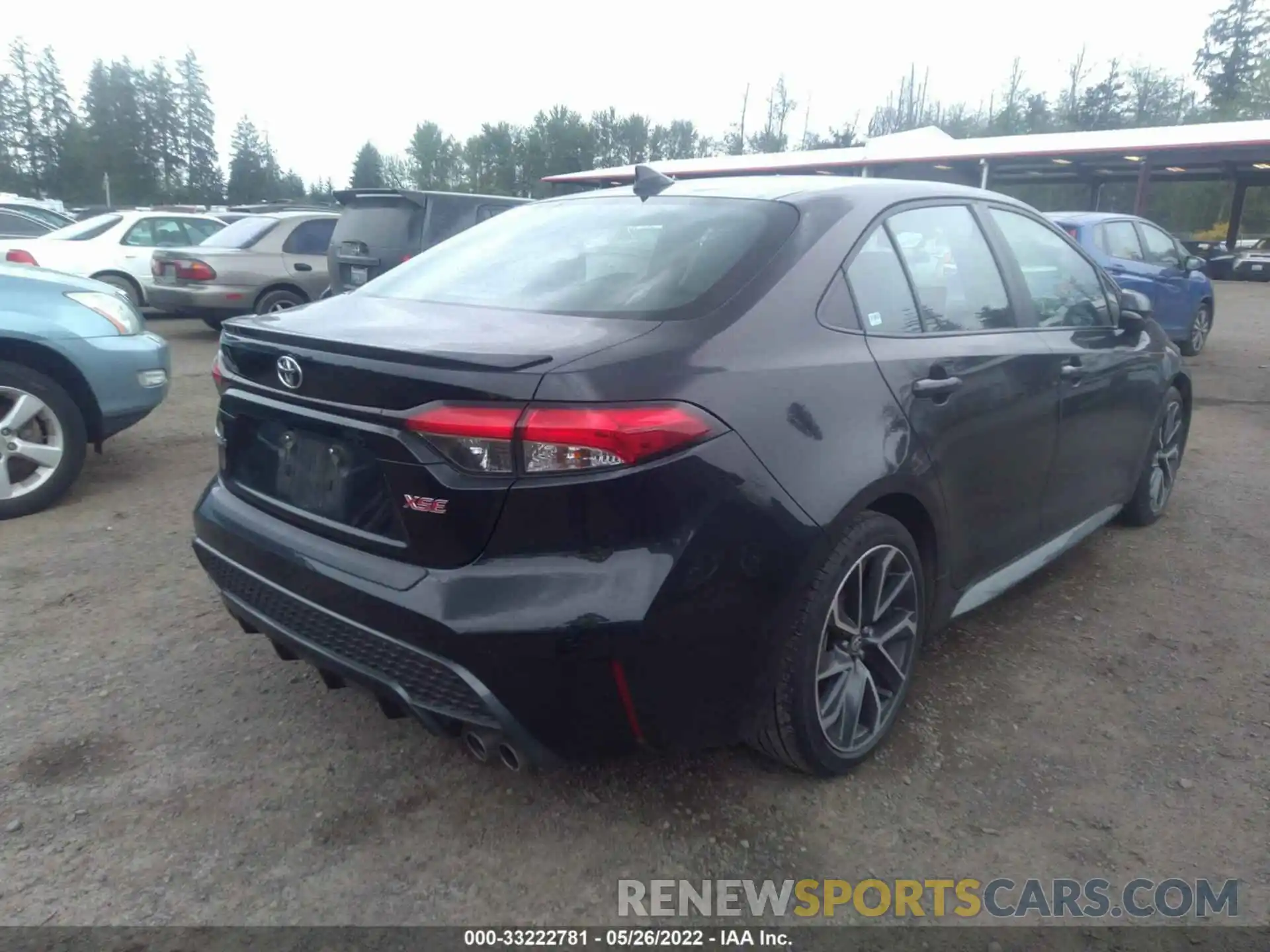 4 Photograph of a damaged car 5YFT4RCE4LP042405 TOYOTA COROLLA 2020