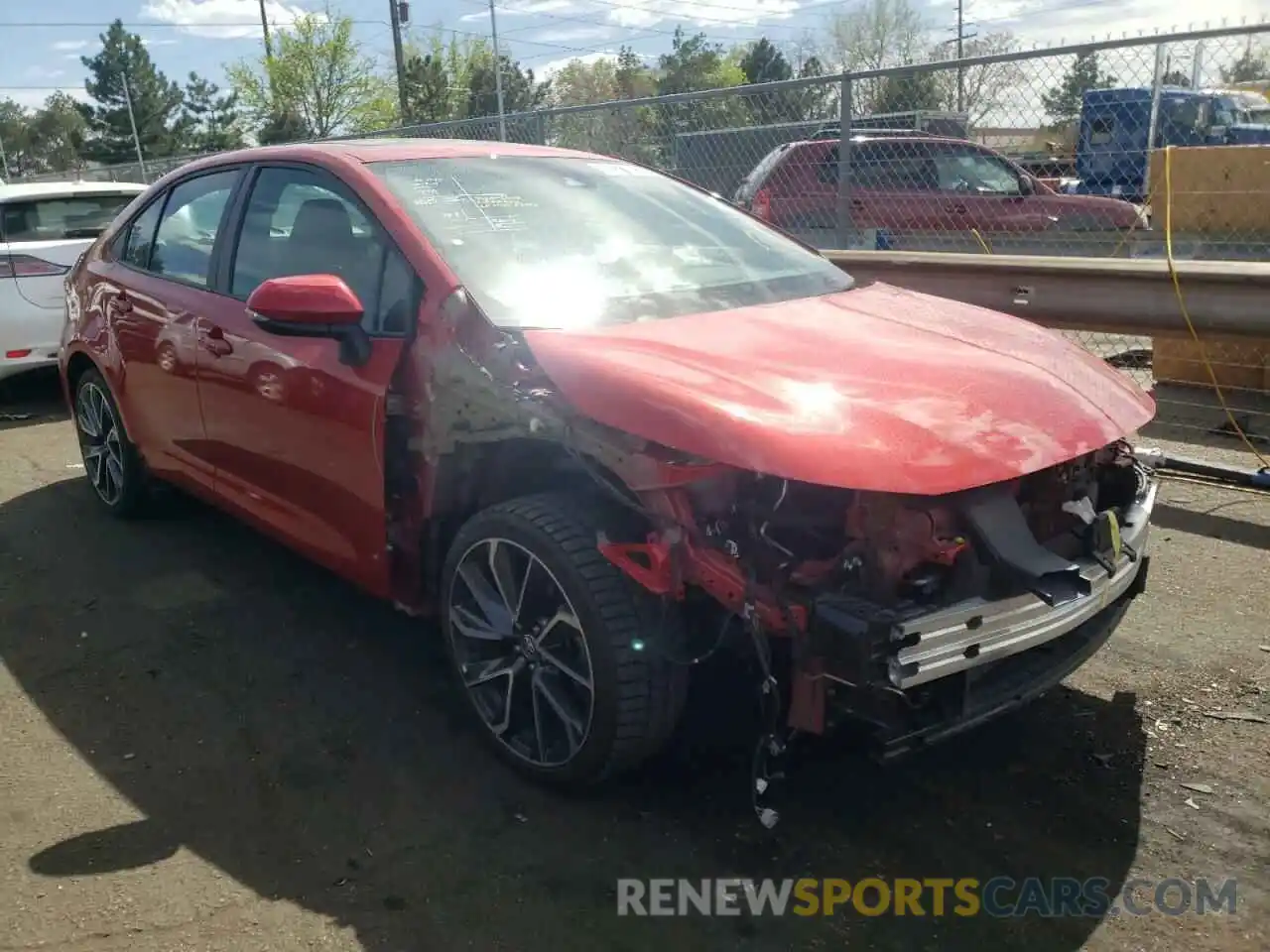 1 Photograph of a damaged car 5YFT4RCE5LP015598 TOYOTA COROLLA 2020