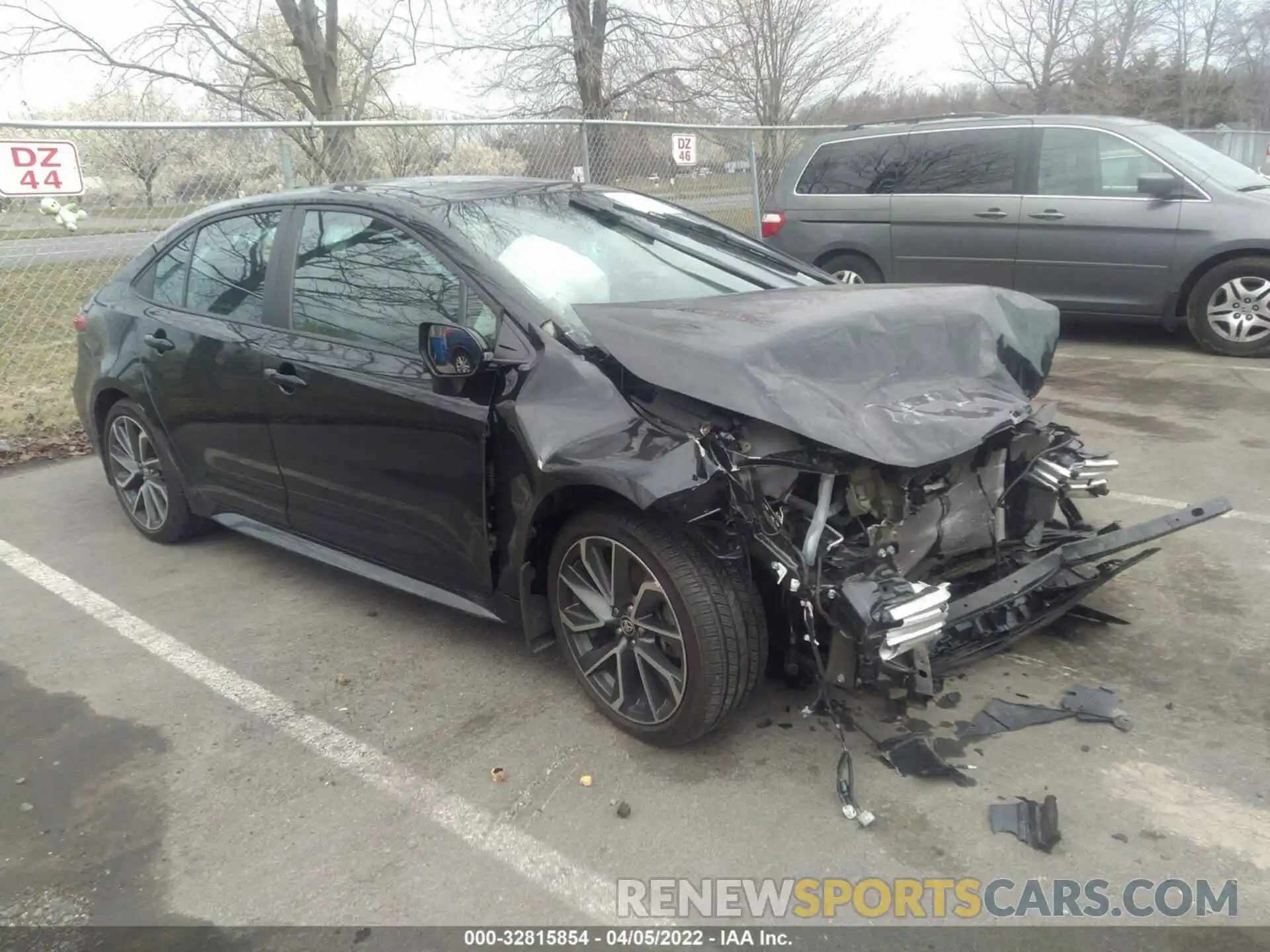 1 Photograph of a damaged car 5YFT4RCE5LP029436 TOYOTA COROLLA 2020