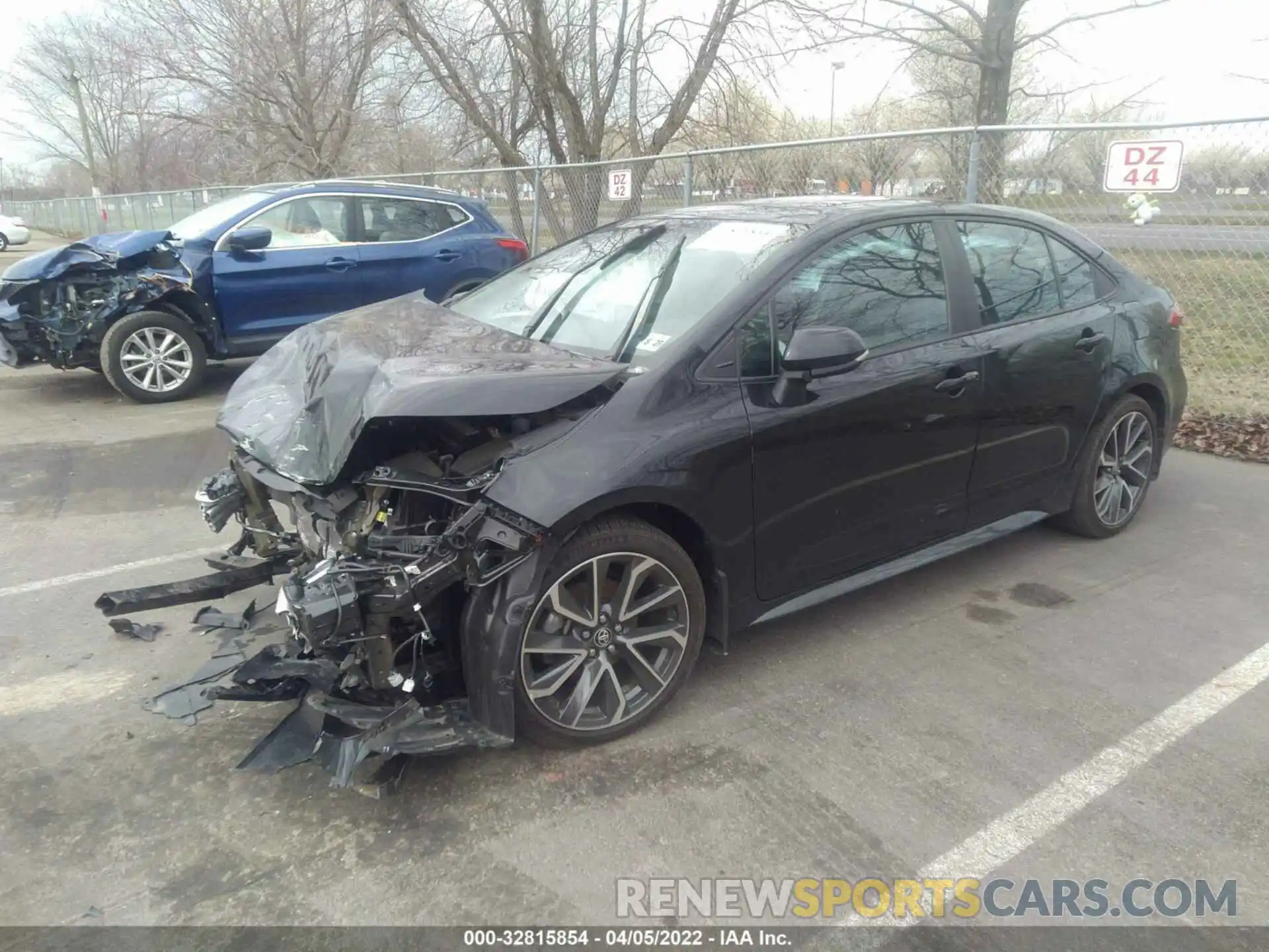 2 Photograph of a damaged car 5YFT4RCE5LP029436 TOYOTA COROLLA 2020