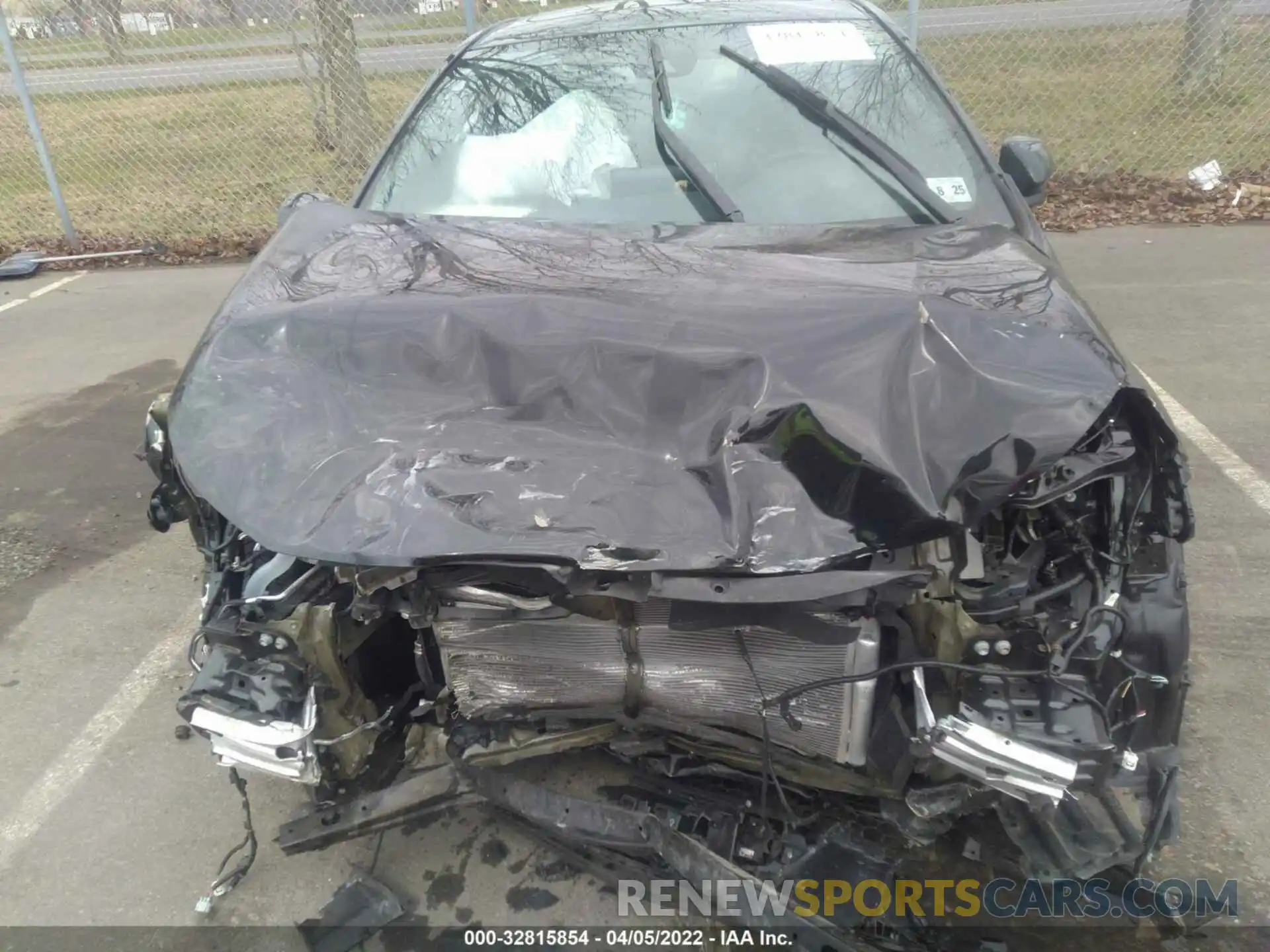 6 Photograph of a damaged car 5YFT4RCE5LP029436 TOYOTA COROLLA 2020