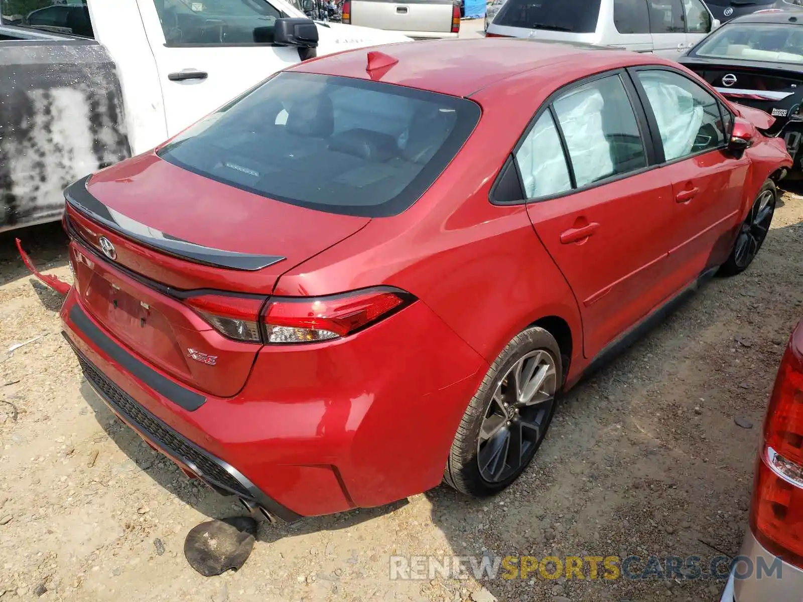 4 Photograph of a damaged car 5YFT4RCE6LP004240 TOYOTA COROLLA 2020