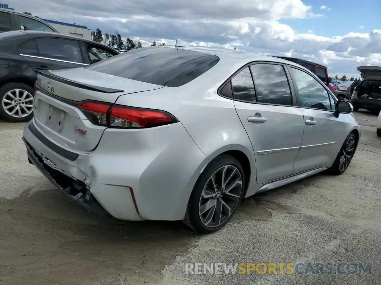 3 Photograph of a damaged car 5YFT4RCE6LP030403 TOYOTA COROLLA 2020