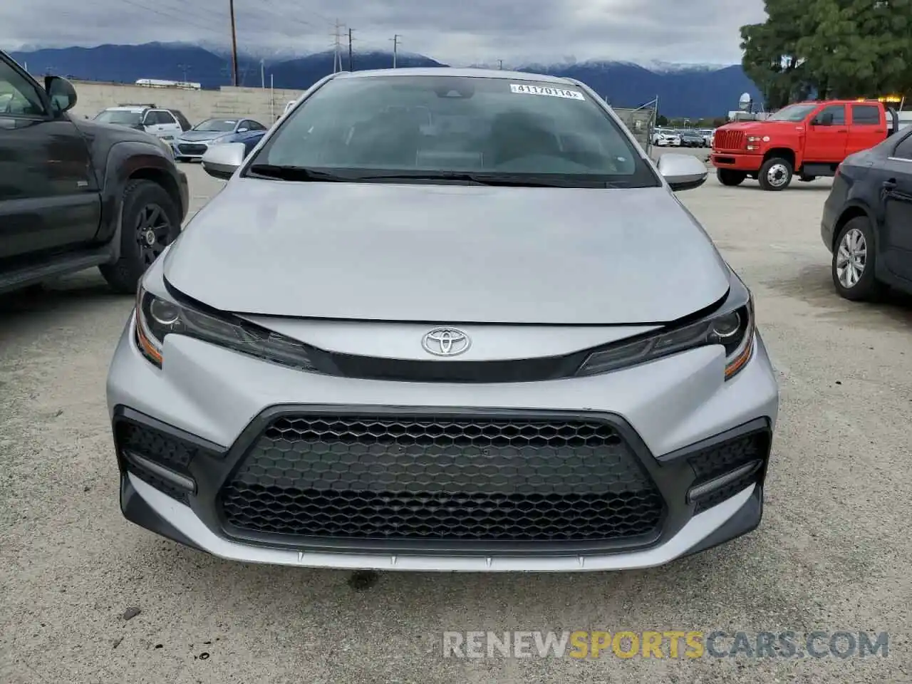 5 Photograph of a damaged car 5YFT4RCE6LP030403 TOYOTA COROLLA 2020