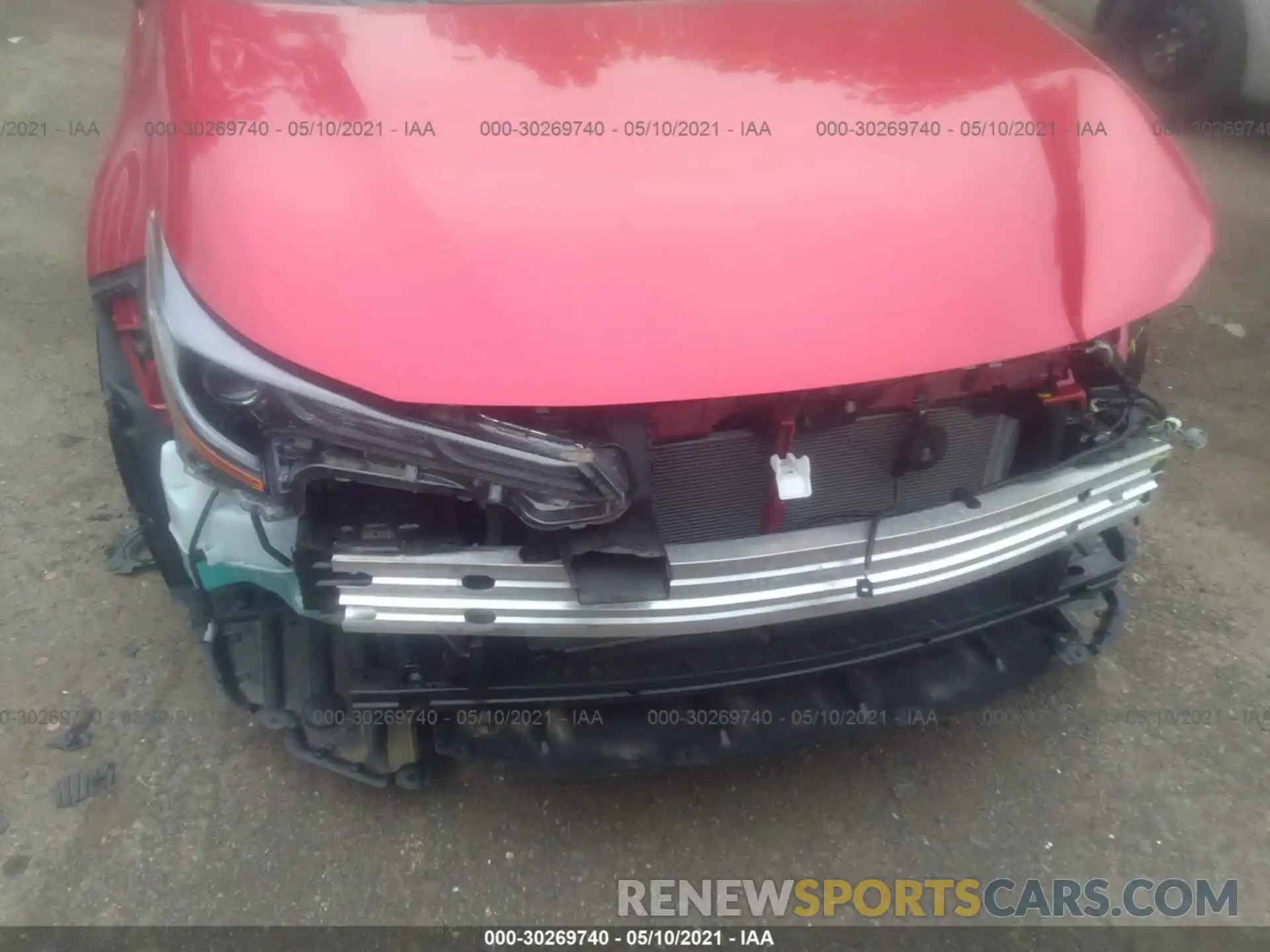 6 Photograph of a damaged car 5YFT4RCE6LP031132 TOYOTA COROLLA 2020