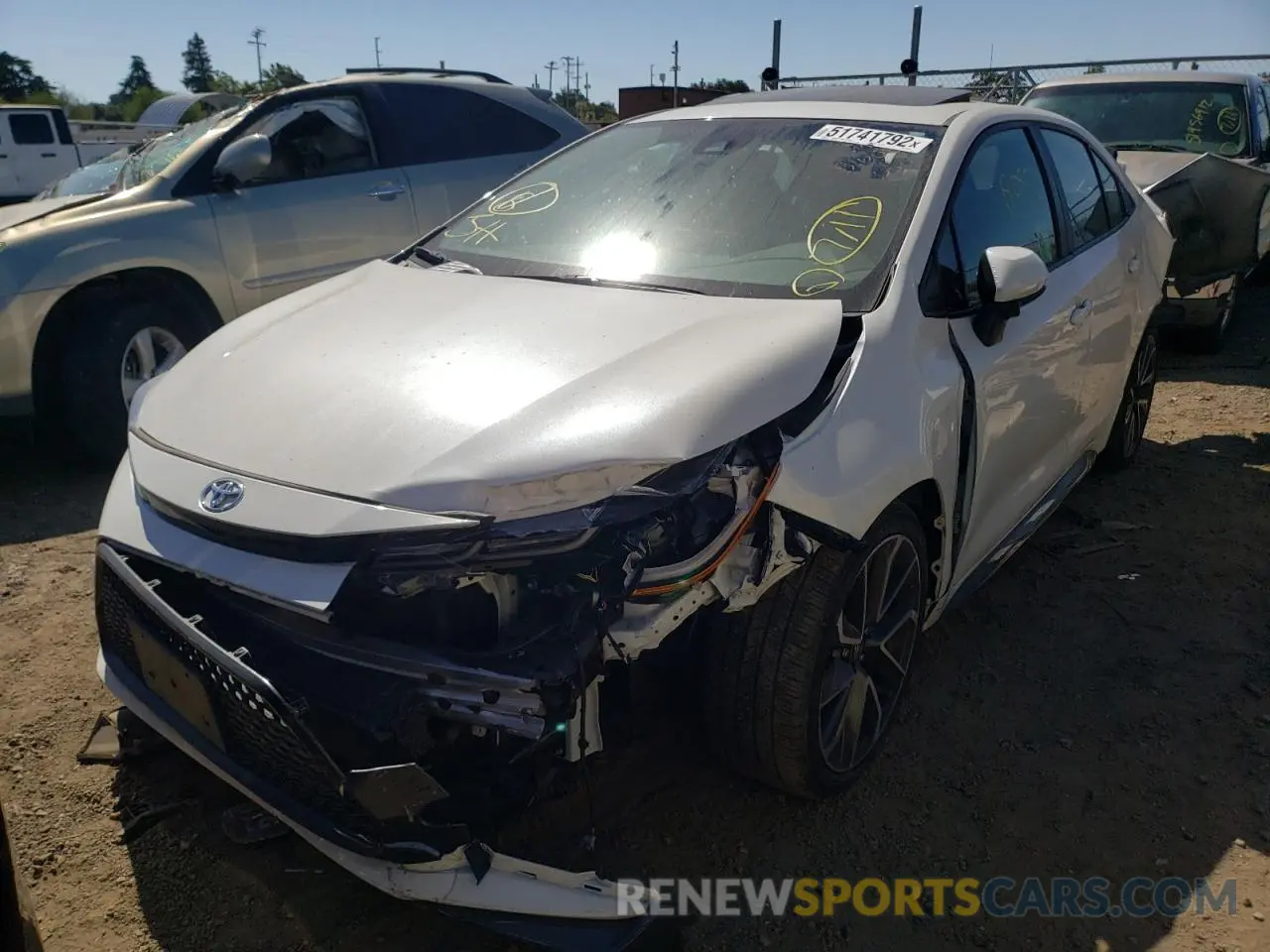 2 Photograph of a damaged car 5YFT4RCE7LP021001 TOYOTA COROLLA 2020