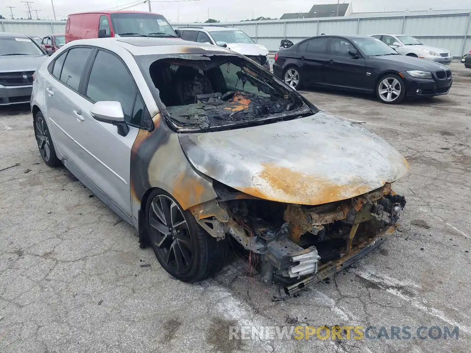 1 Photograph of a damaged car 5YFT4RCE7LP038719 TOYOTA COROLLA 2020