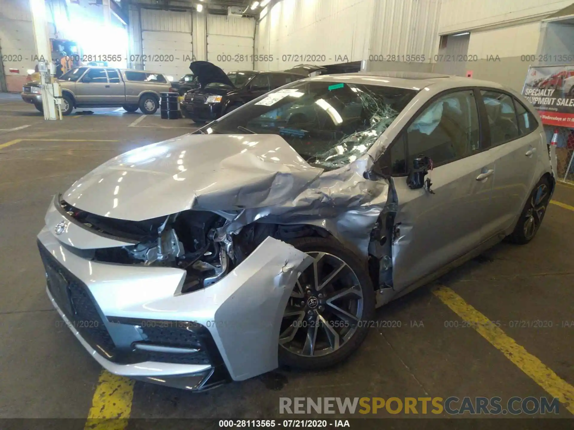 2 Photograph of a damaged car 5YFT4RCE8LP017166 TOYOTA COROLLA 2020