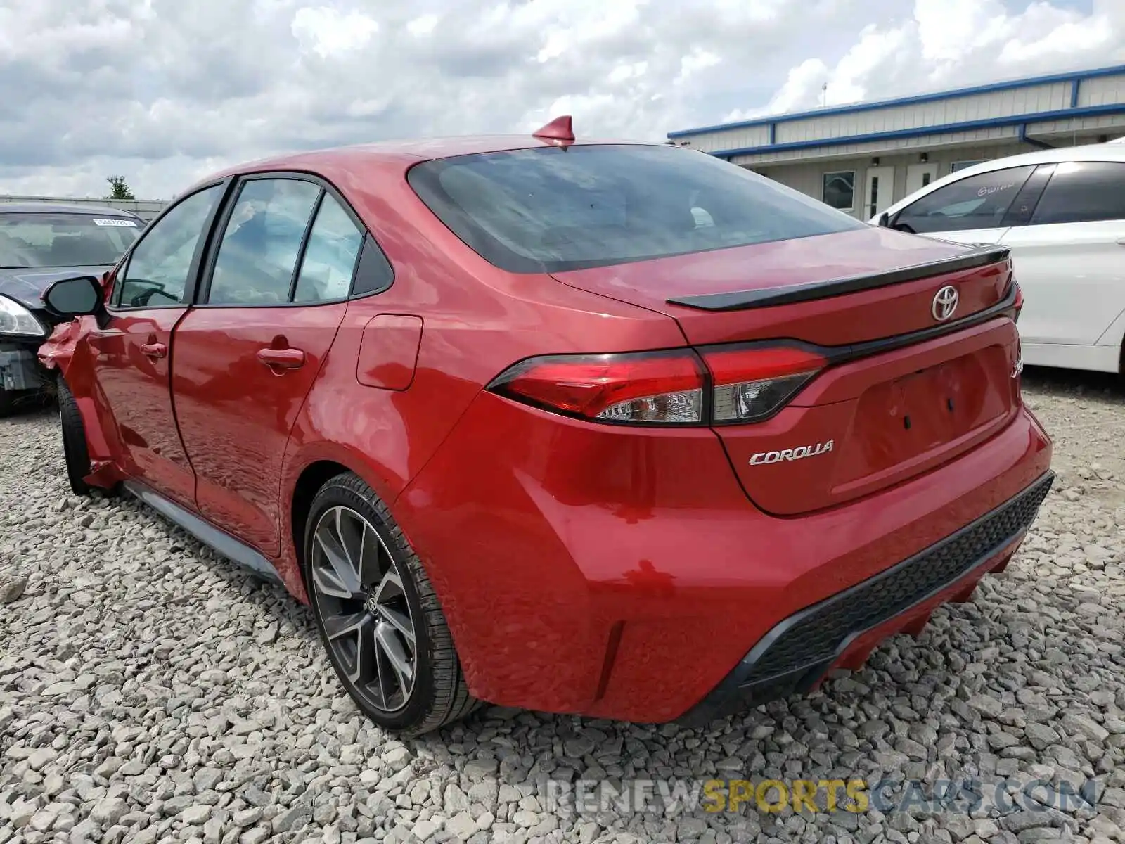 3 Photograph of a damaged car 5YFT4RCE8LP034940 TOYOTA COROLLA 2020