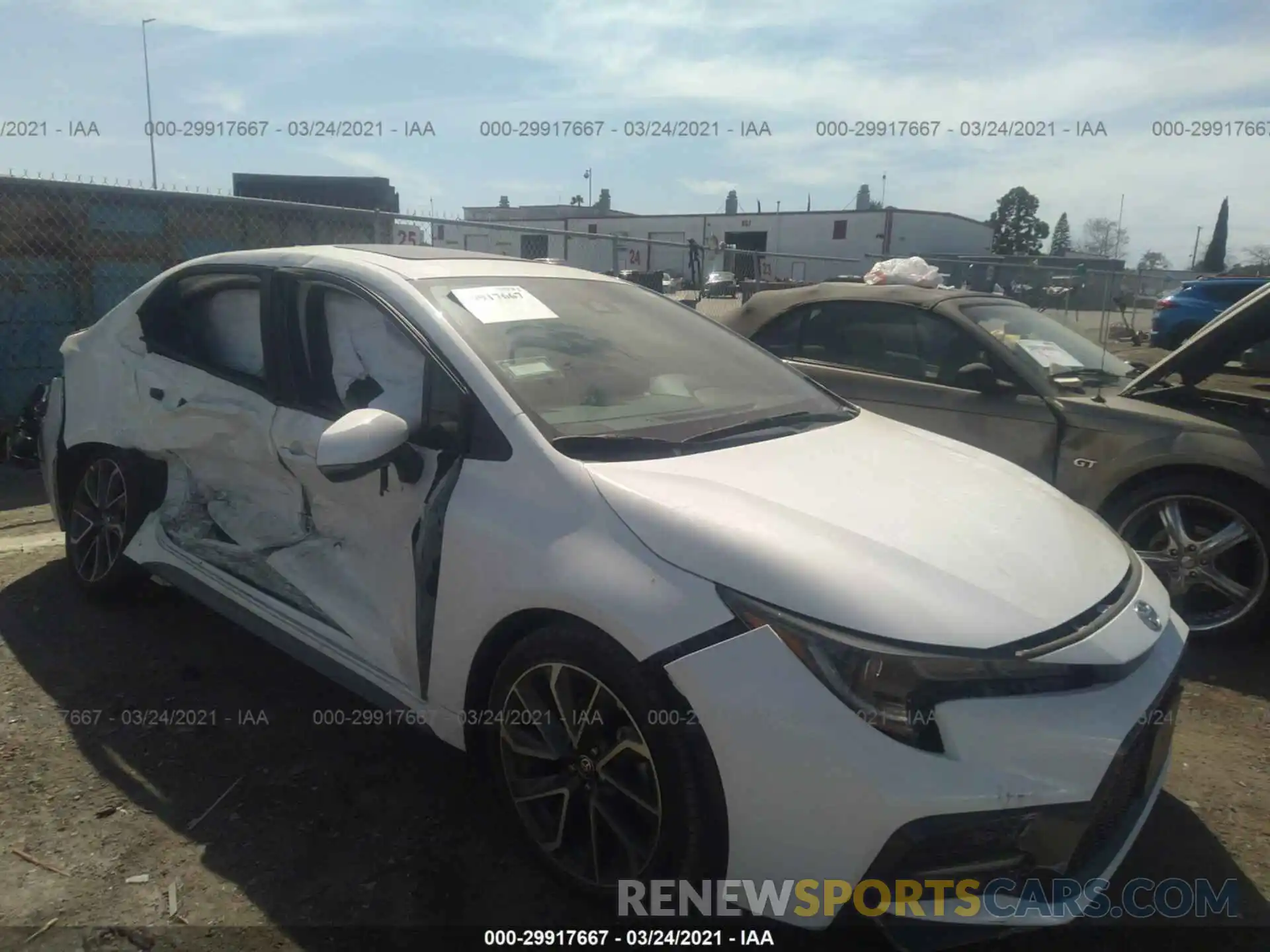 1 Photograph of a damaged car 5YFT4RCE8LP045646 TOYOTA COROLLA 2020