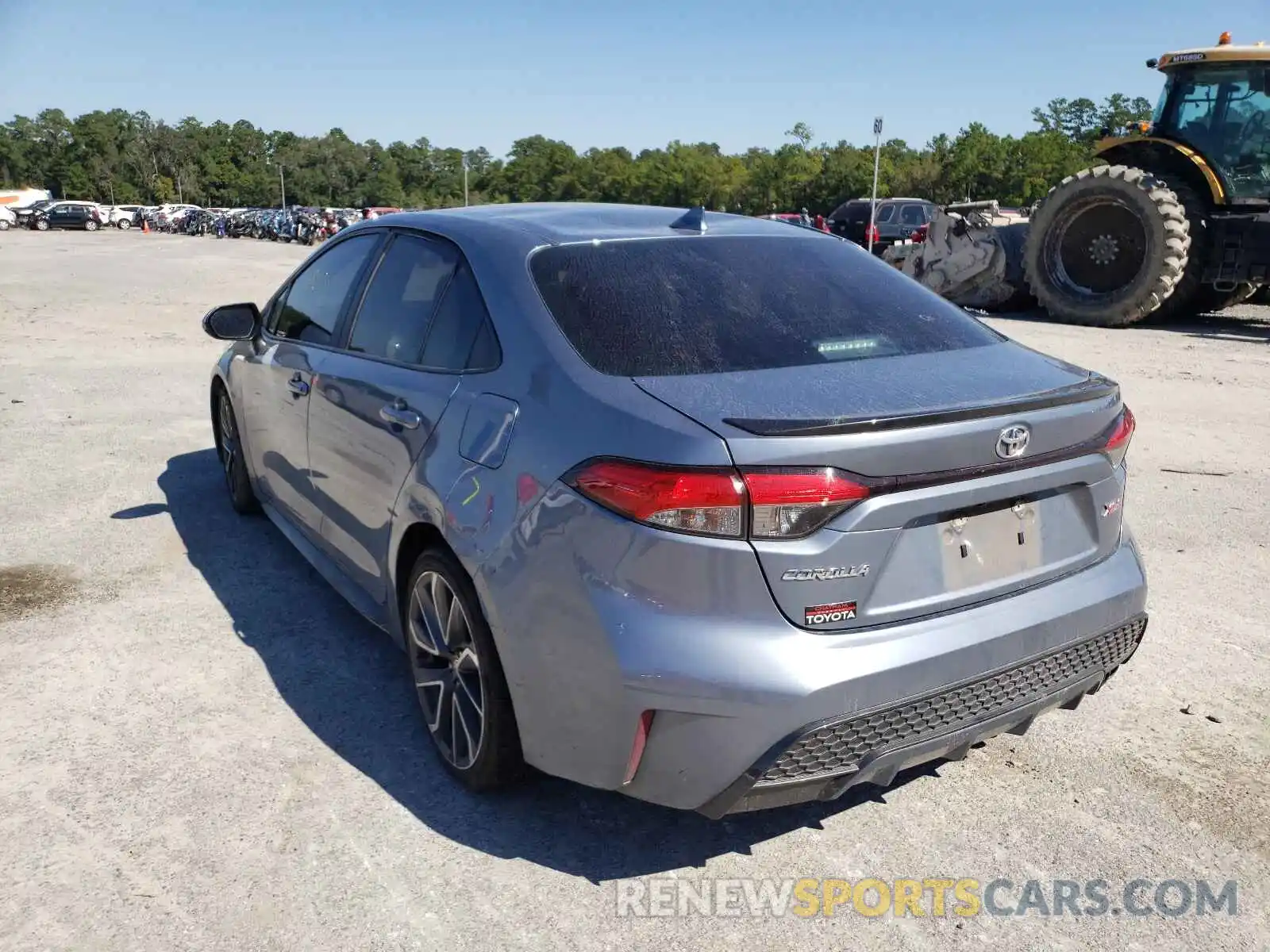 3 Photograph of a damaged car 5YFT4RCE9LP004622 TOYOTA COROLLA 2020