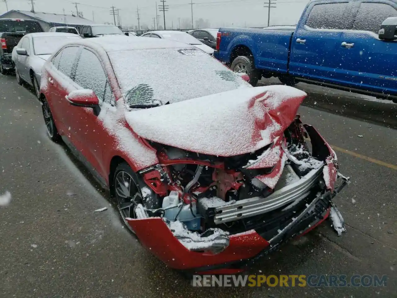 1 Photograph of a damaged car 5YFT4RCE9LP005964 TOYOTA COROLLA 2020