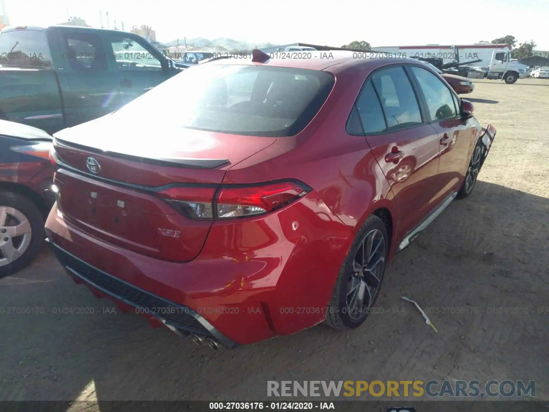 4 Photograph of a damaged car 5YFT4RCE9LP019086 TOYOTA COROLLA 2020