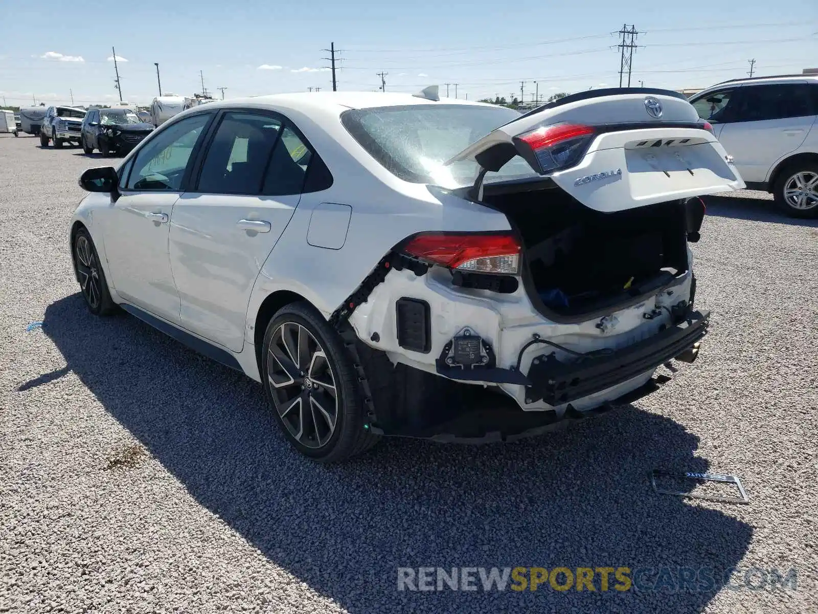 3 Photograph of a damaged car 5YFT4RCE9LP021615 TOYOTA COROLLA 2020