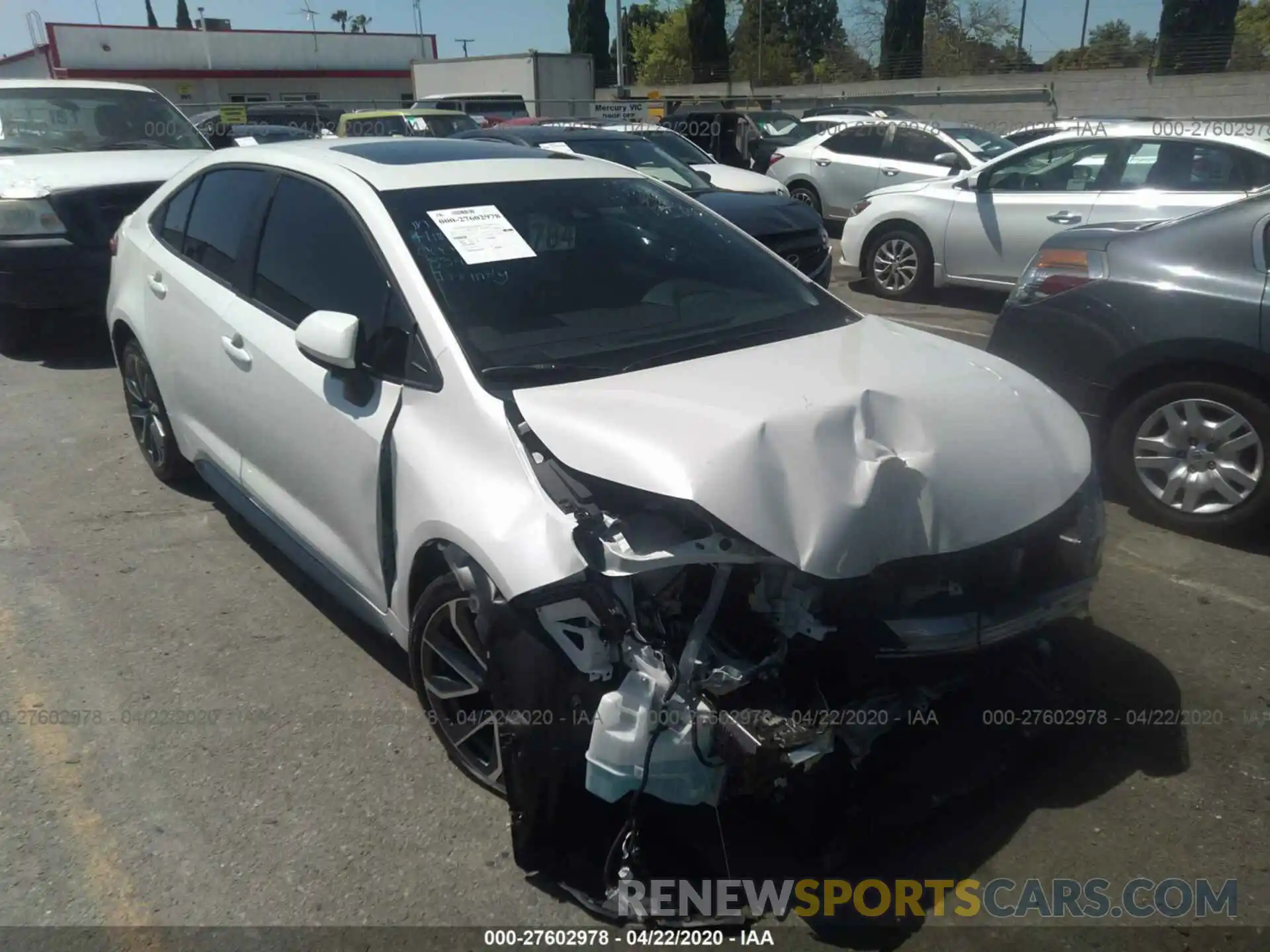 1 Photograph of a damaged car 5YFT4RCE9LP040018 TOYOTA COROLLA 2020