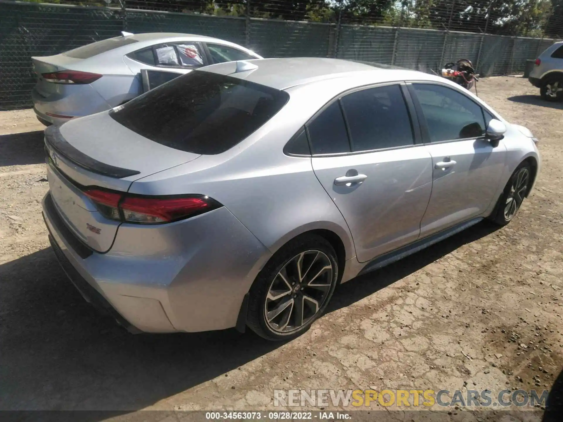 4 Photograph of a damaged car 5YFT4RCEXLP010350 TOYOTA COROLLA 2020