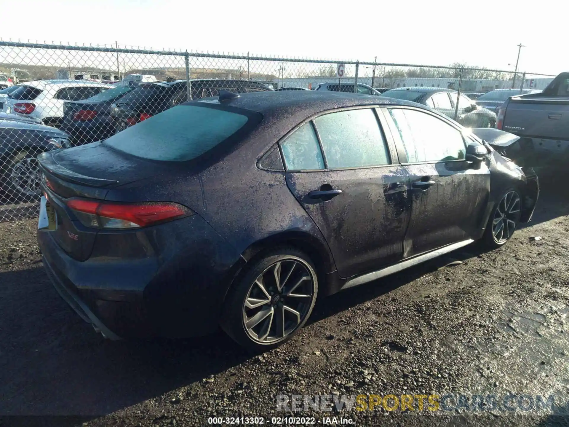 4 Photograph of a damaged car 5YFT4RCEXLP018349 TOYOTA COROLLA 2020