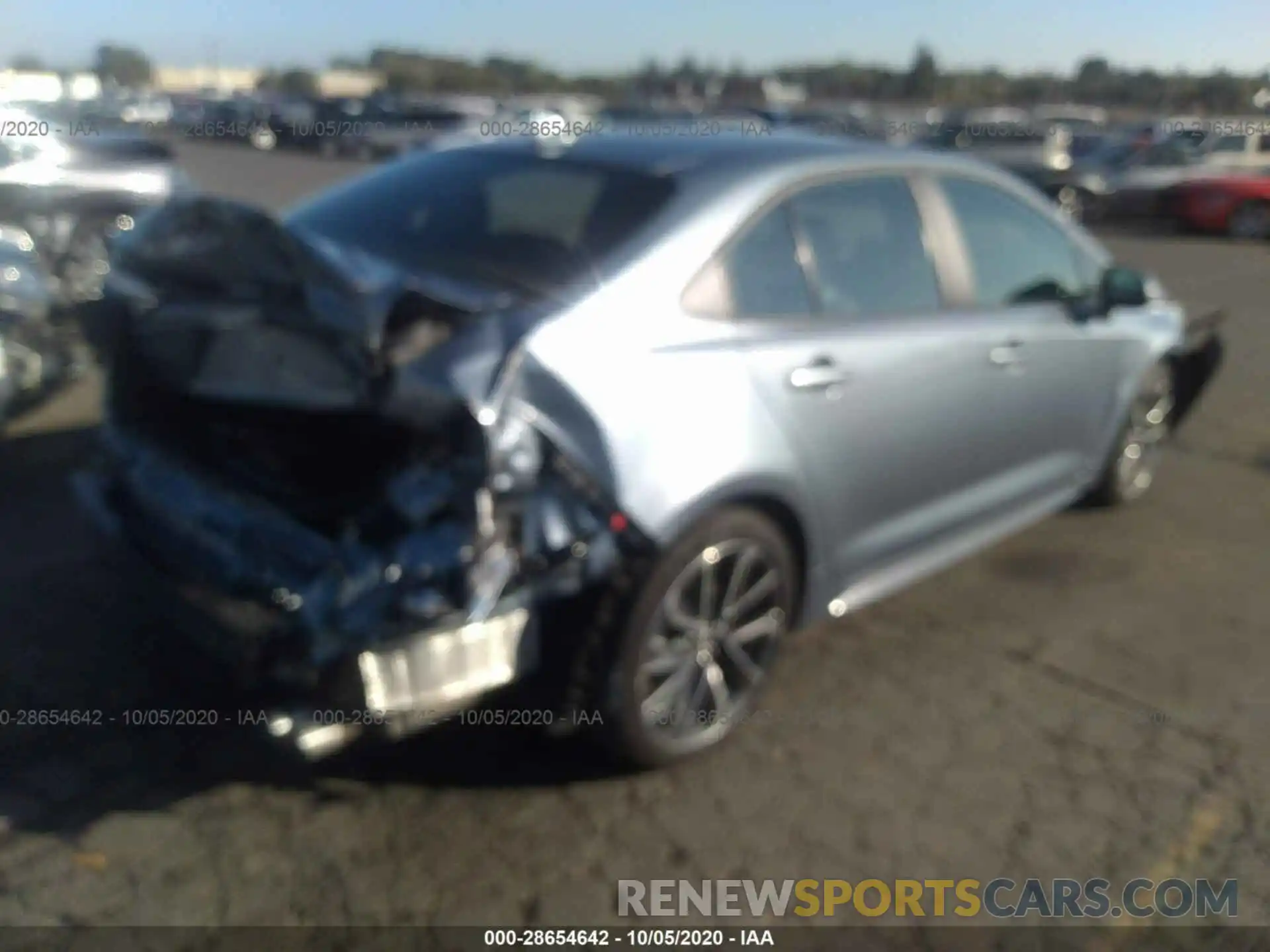 4 Photograph of a damaged car 5YFT4RCEXLP025348 TOYOTA COROLLA 2020