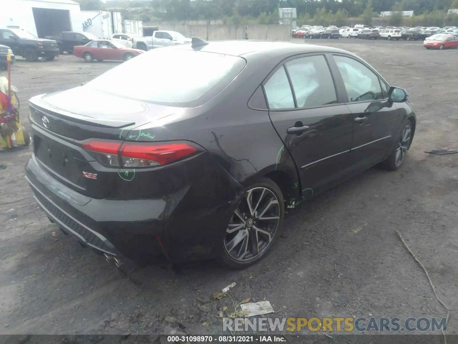 4 Photograph of a damaged car 5YFT4RCEXLP027150 TOYOTA COROLLA 2020