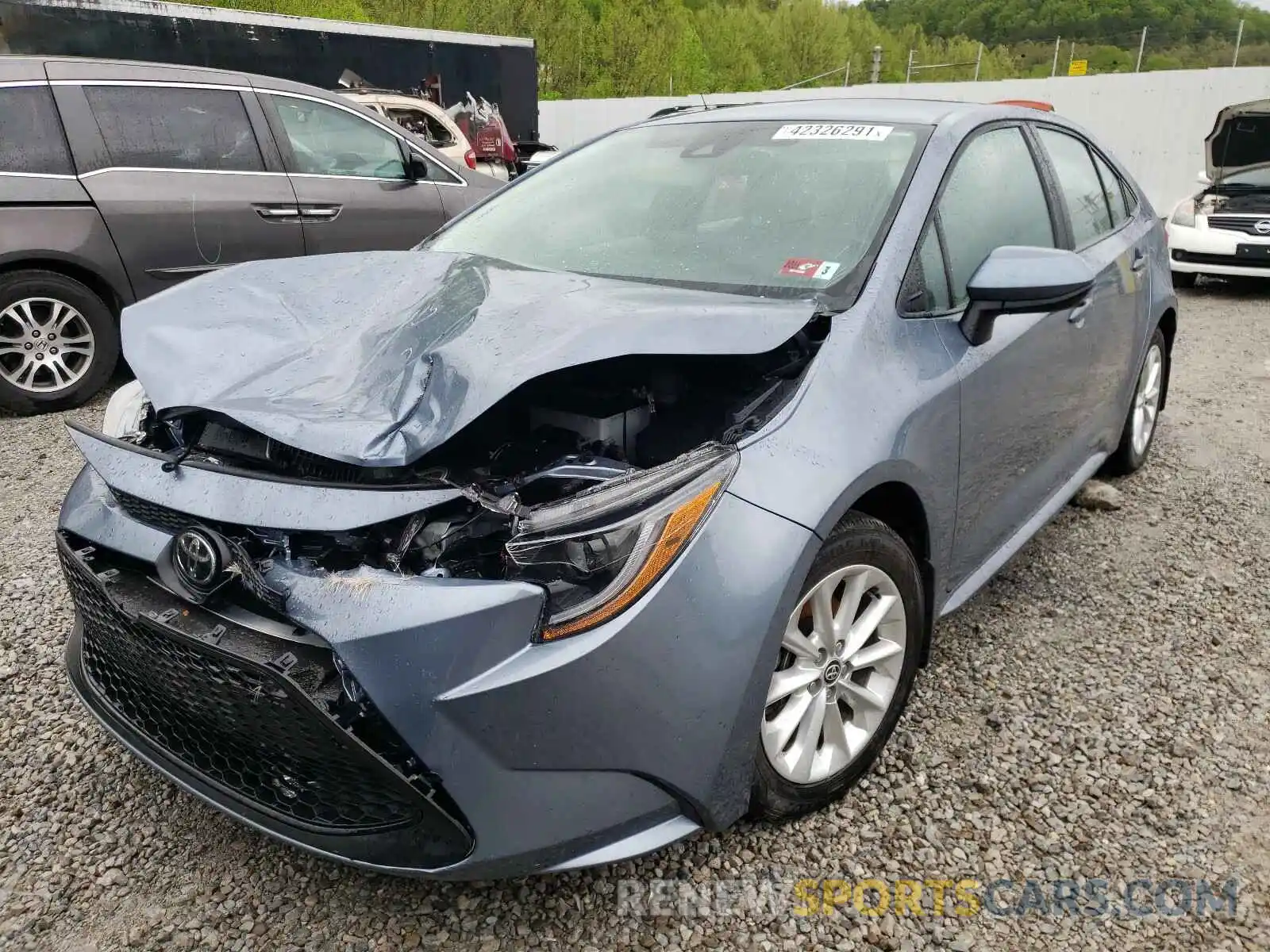 2 Photograph of a damaged car 5YFVPRAE0LP115210 TOYOTA COROLLA 2020